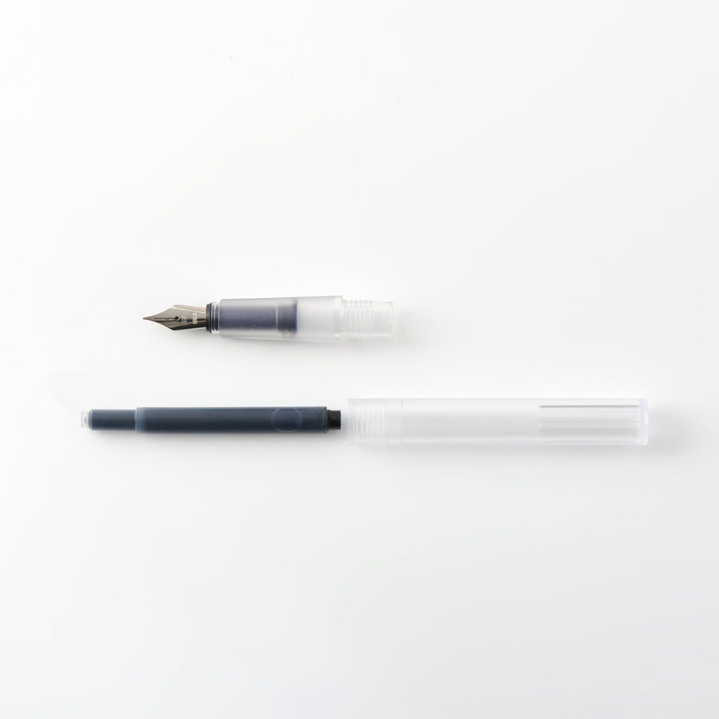 Polycarbonate Fountain Pen and Refill Set