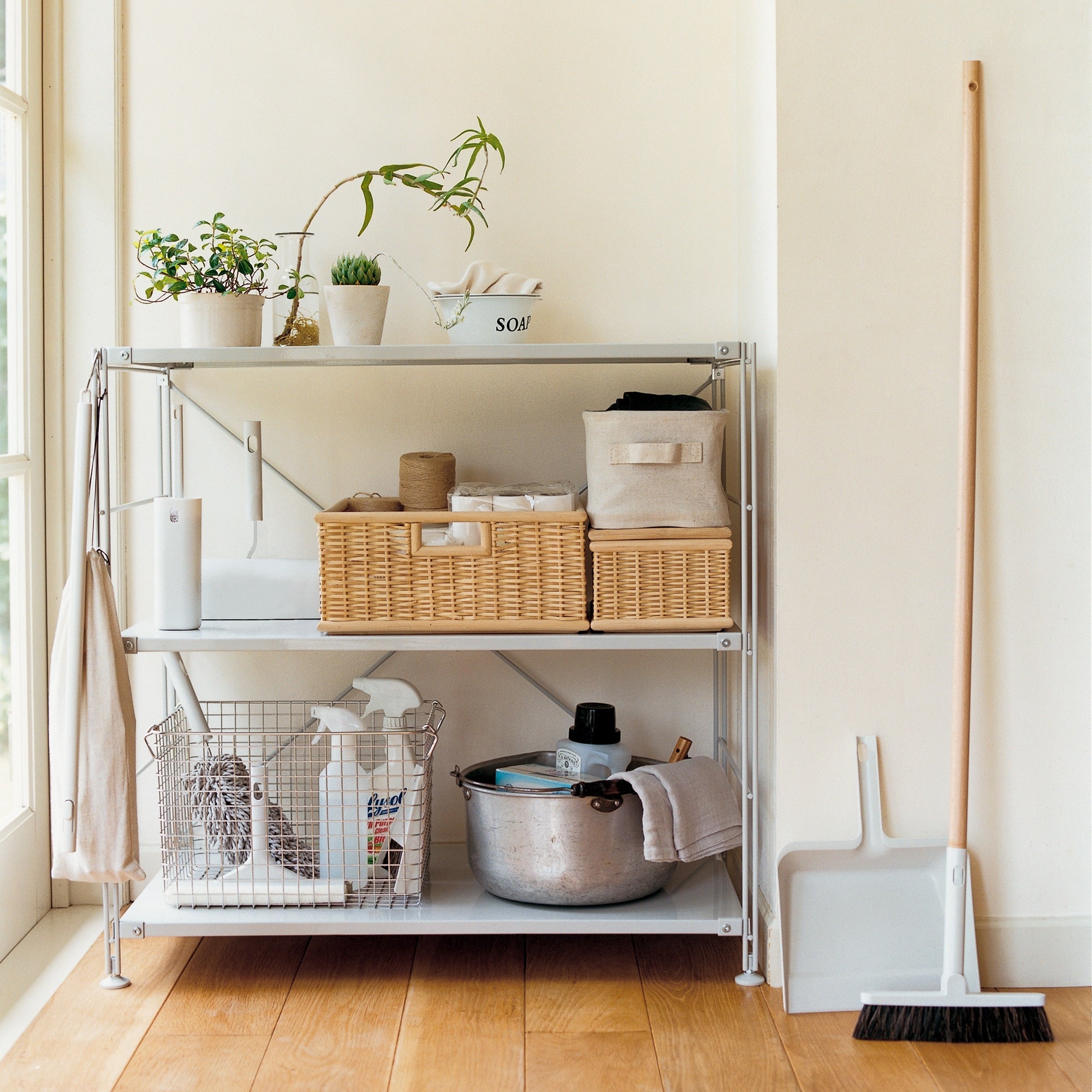 Cleaning System Dustpan