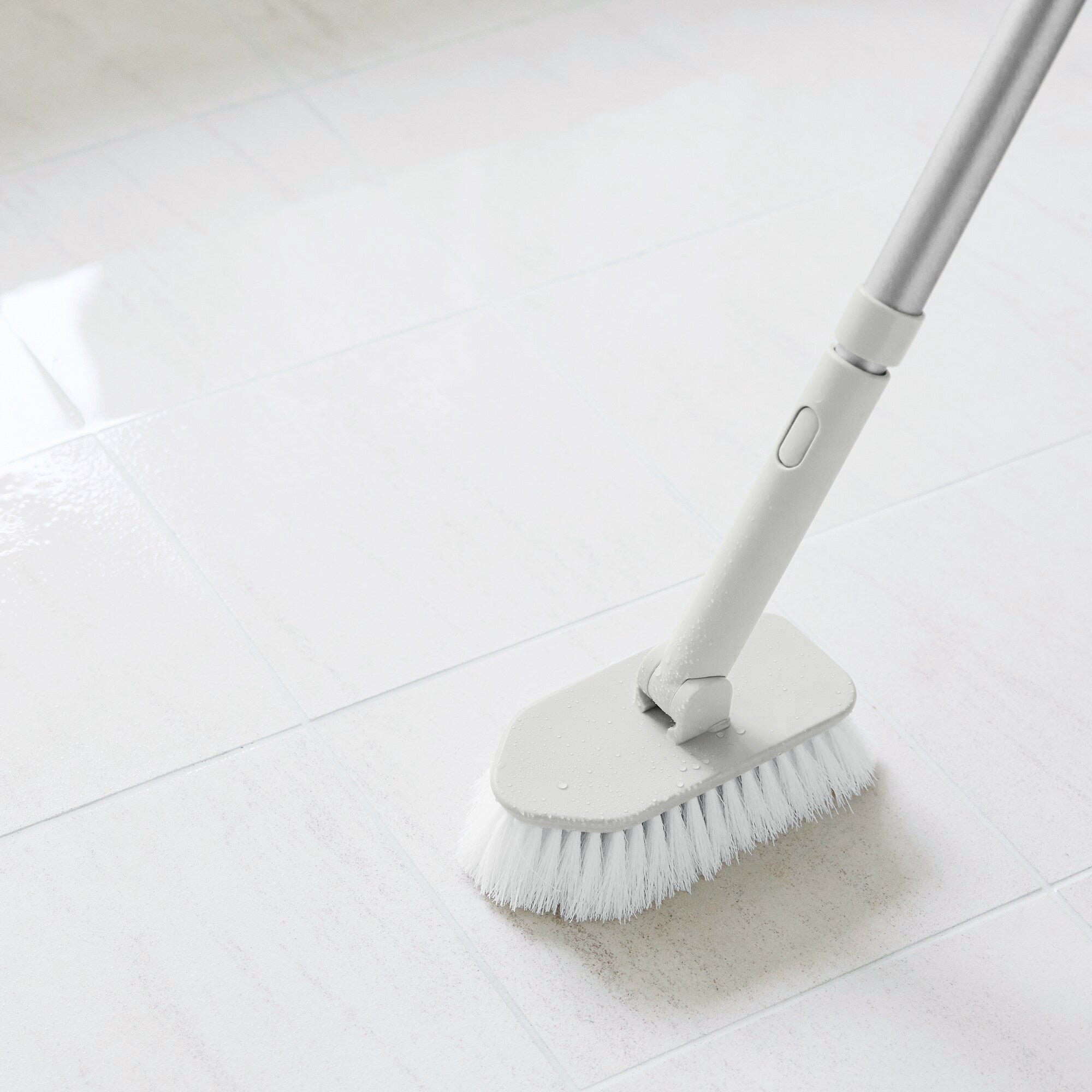 Cleaning System Bathroom Scrubber