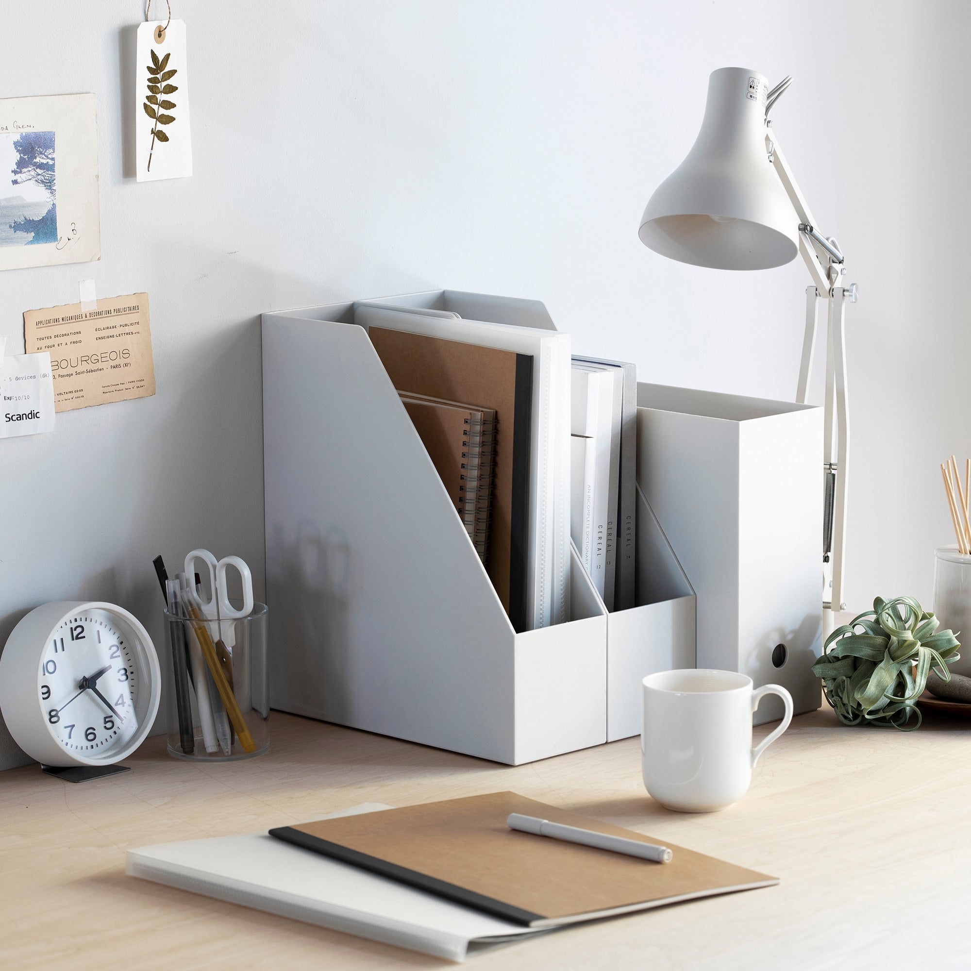 Polypropylene Magazine File Holder