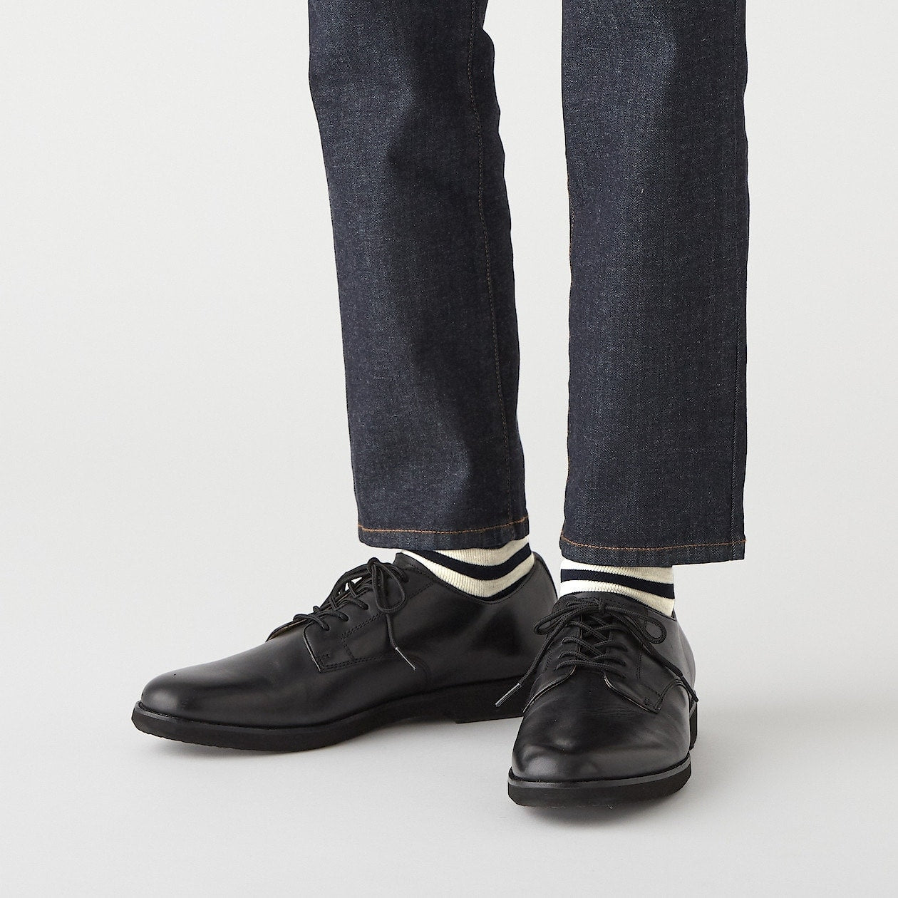 Right Angle One Size Fits All Socks
