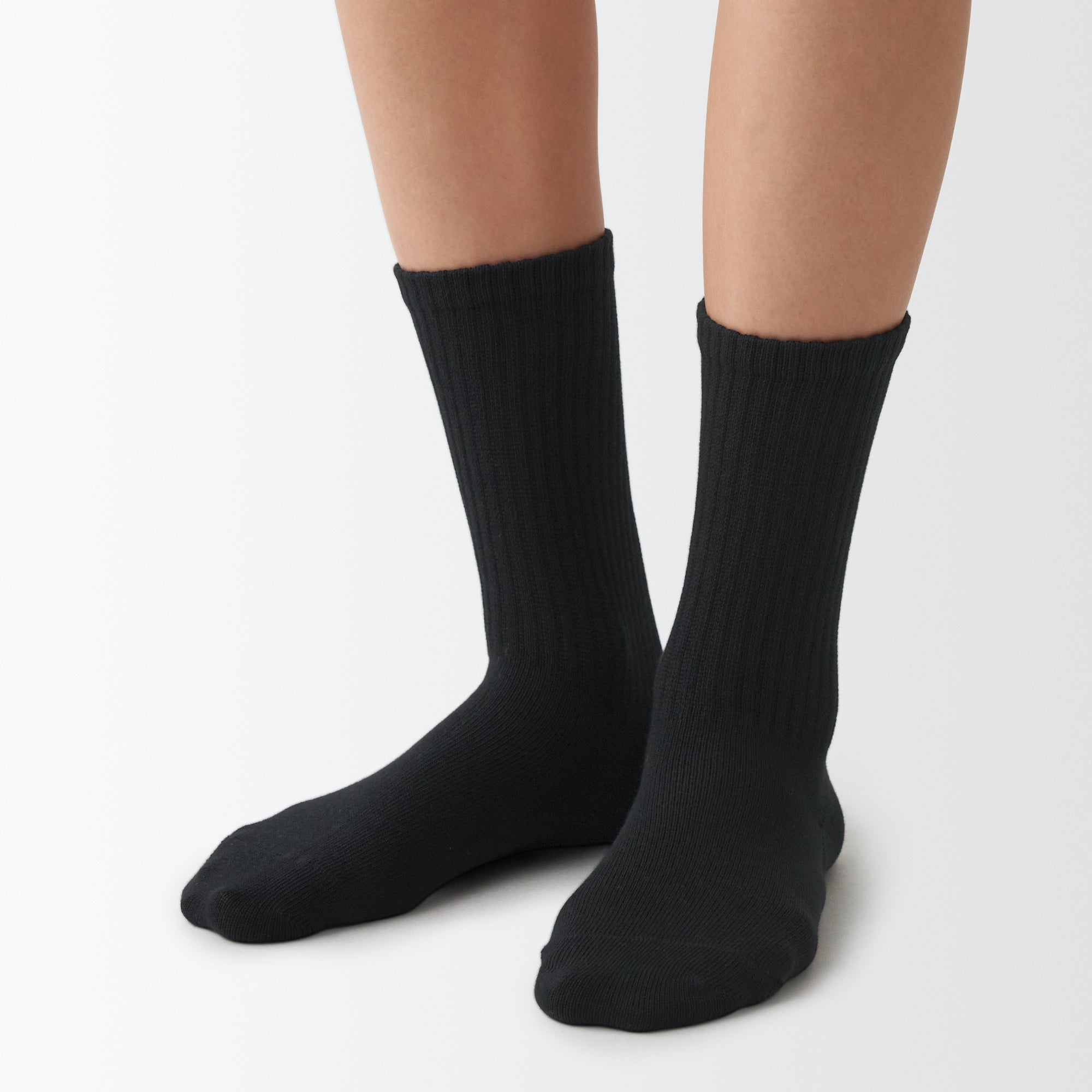 Right Angle No Elastic Loose Fit Socks