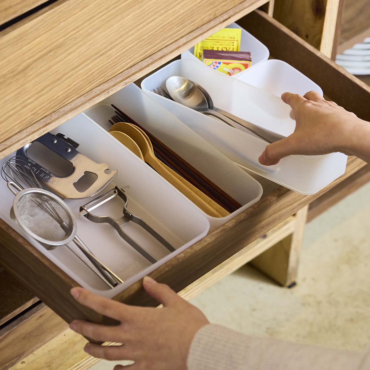 Polypropylene Organizer Box 2 W3.3 x D10 x H2闂