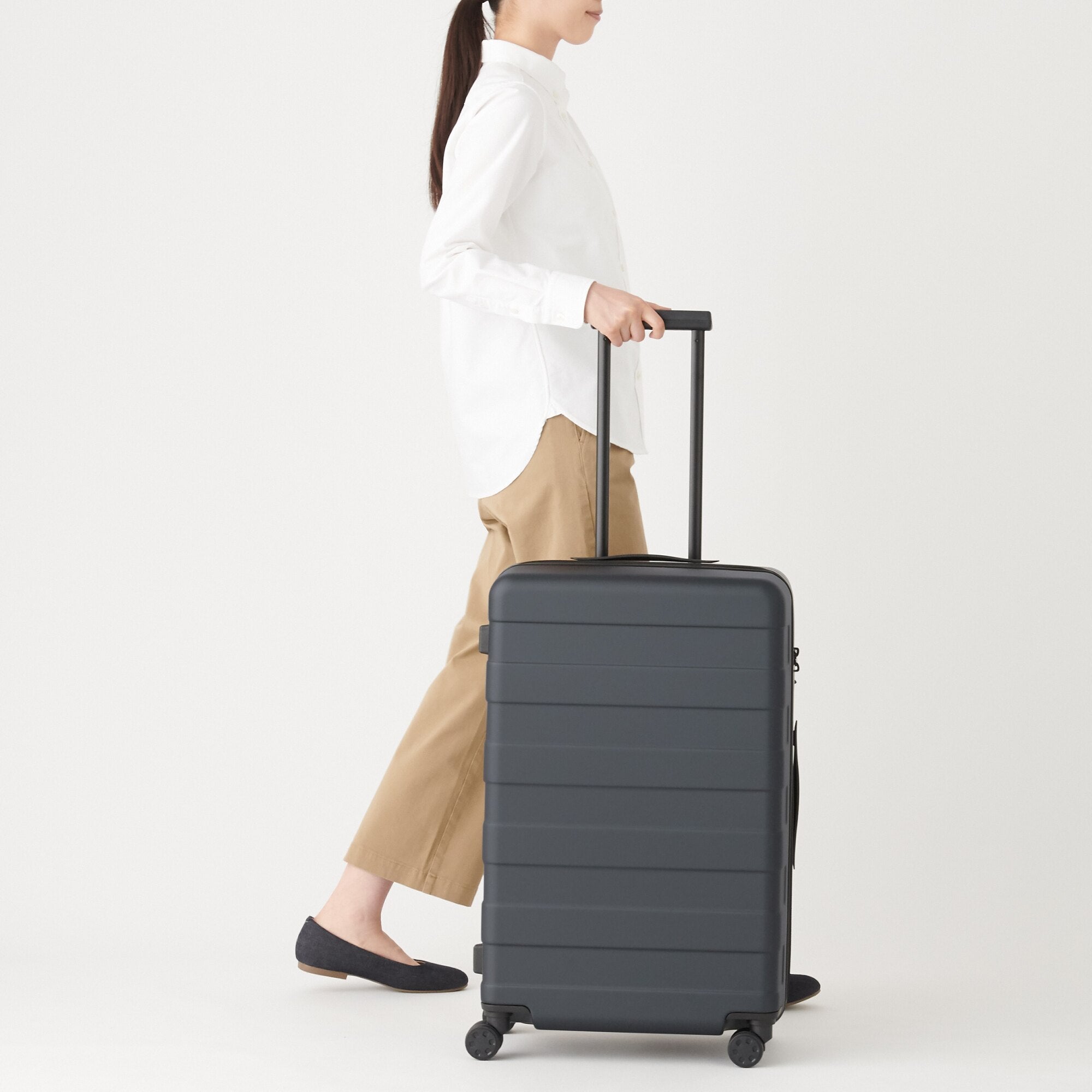 Adjustable Handle Hard Shell Suitcase 63L | Check-In