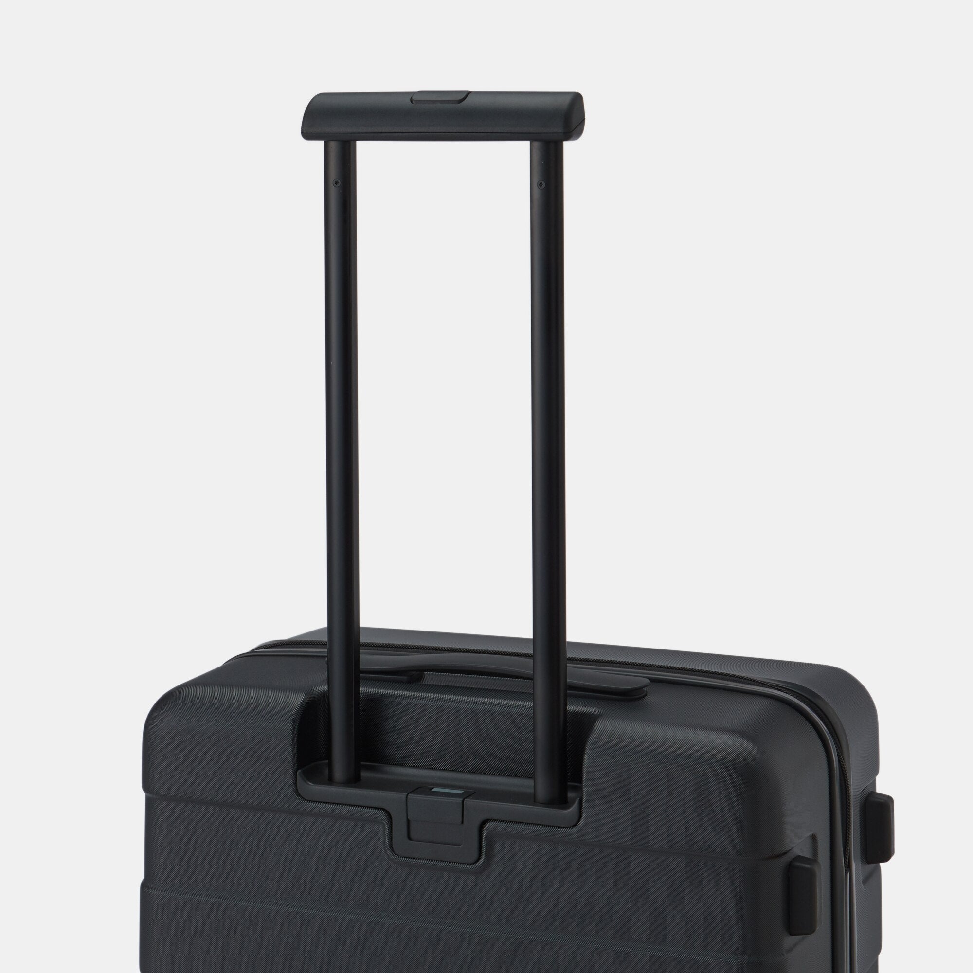 Adjustable Handle Hard Shell Suitcase 63L | Check-In