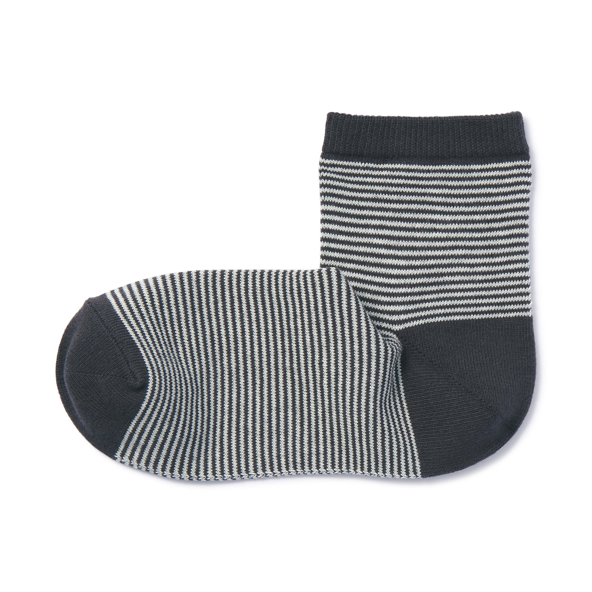 Right Angle Loose Top Short Socks