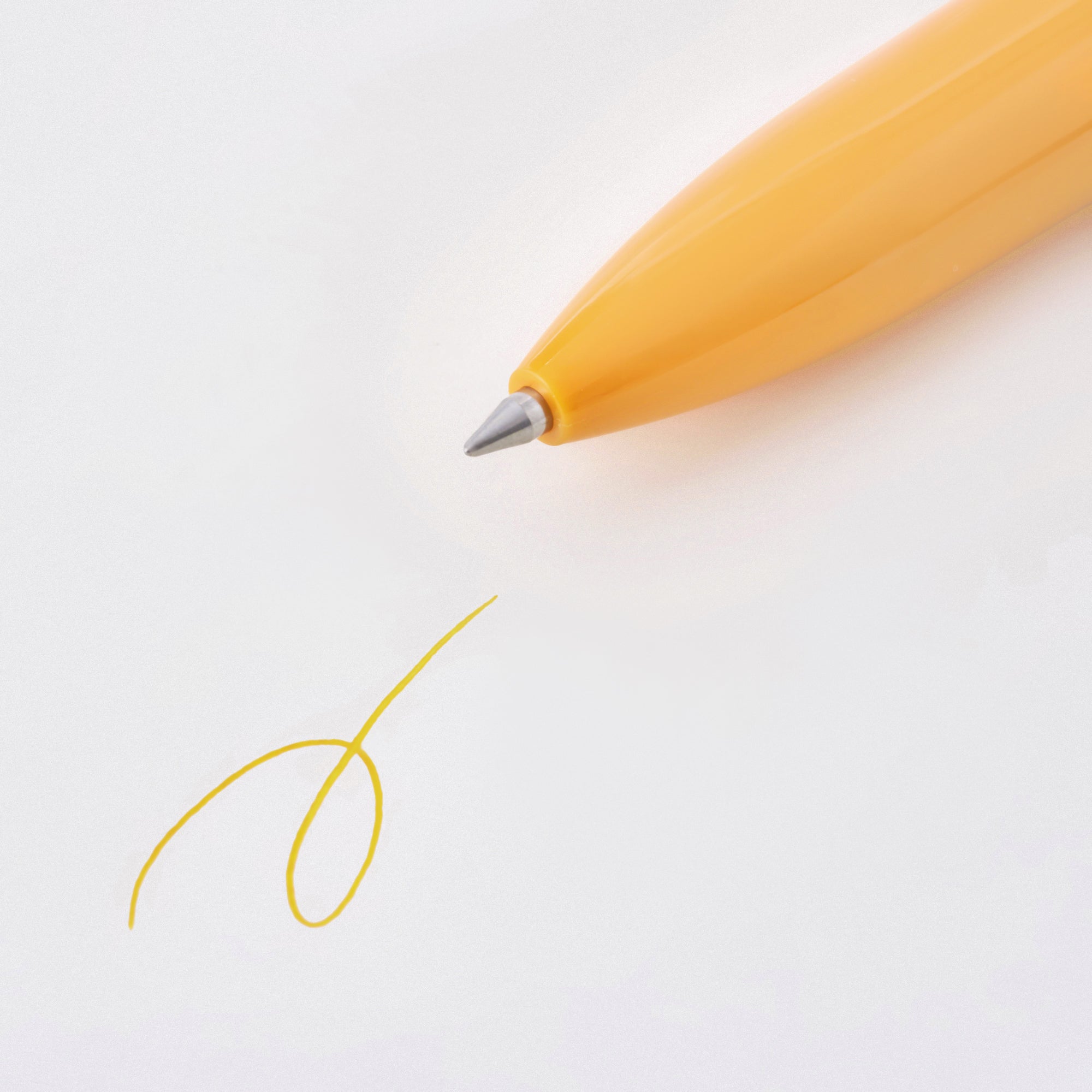 Compact Gel Ink Ballpoint Pen Cap Type 0.5mm - Yellow