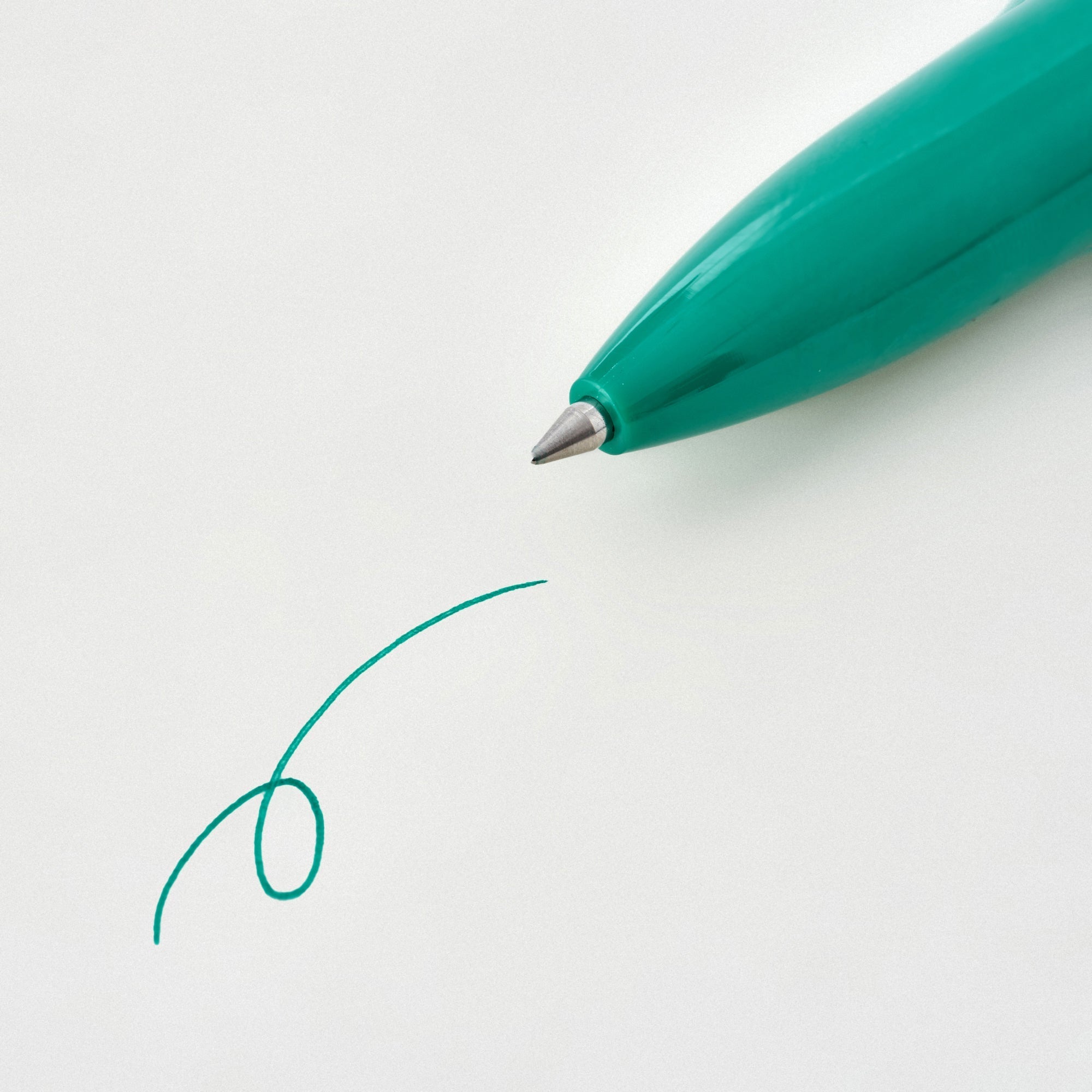 Compact Gel Ink Ballpoint Pen Cap Type 0.5 mm - Green