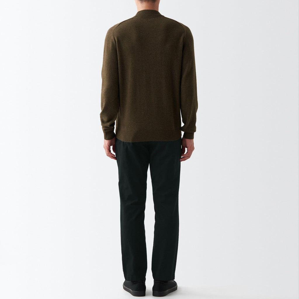Men's 4-Way Stretch Chino Slim Pants (L30)