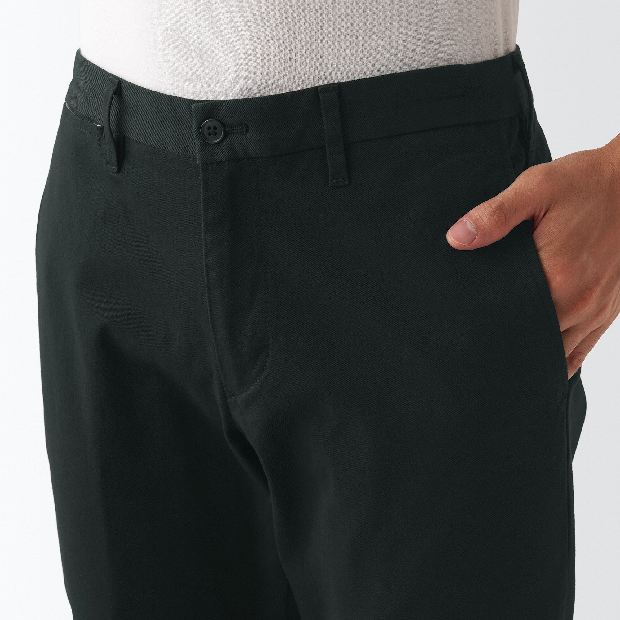 Men's 4-Way Stretch Chino Slim Pants (L30)