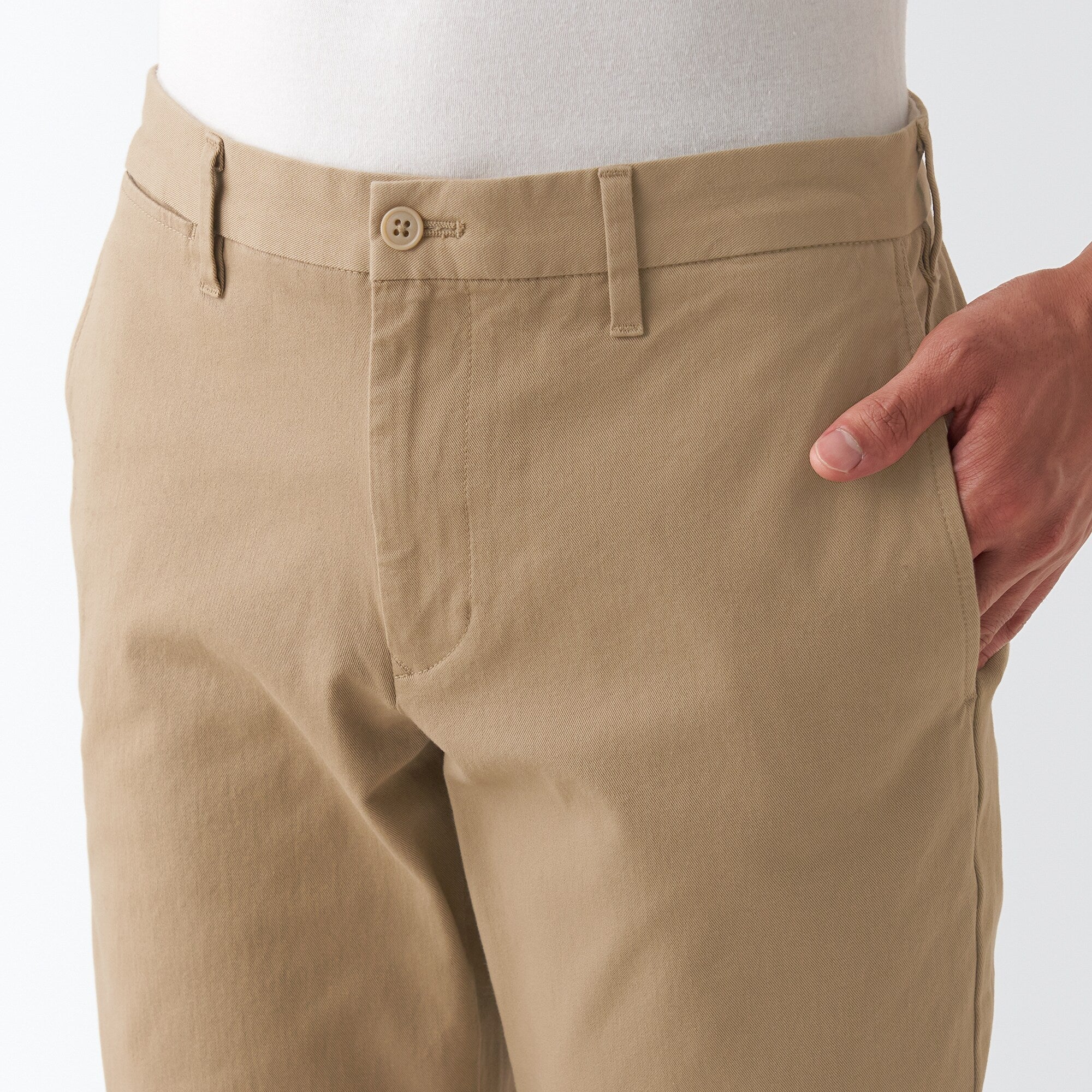 Men's 4-Way Stretch Chino Slim Pants (L30)