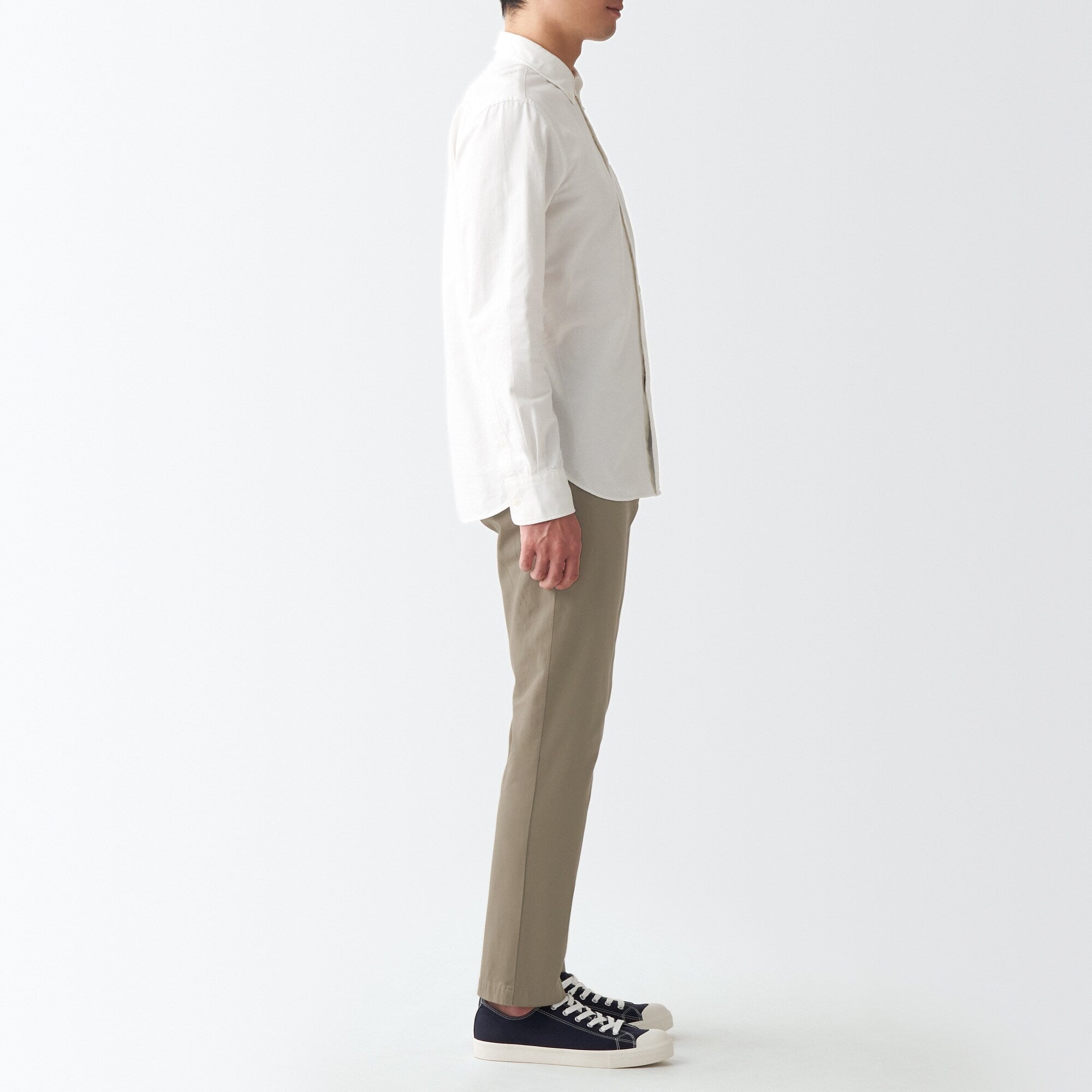 Men's 4-Way Stretch Chino Slim Pants (L30)