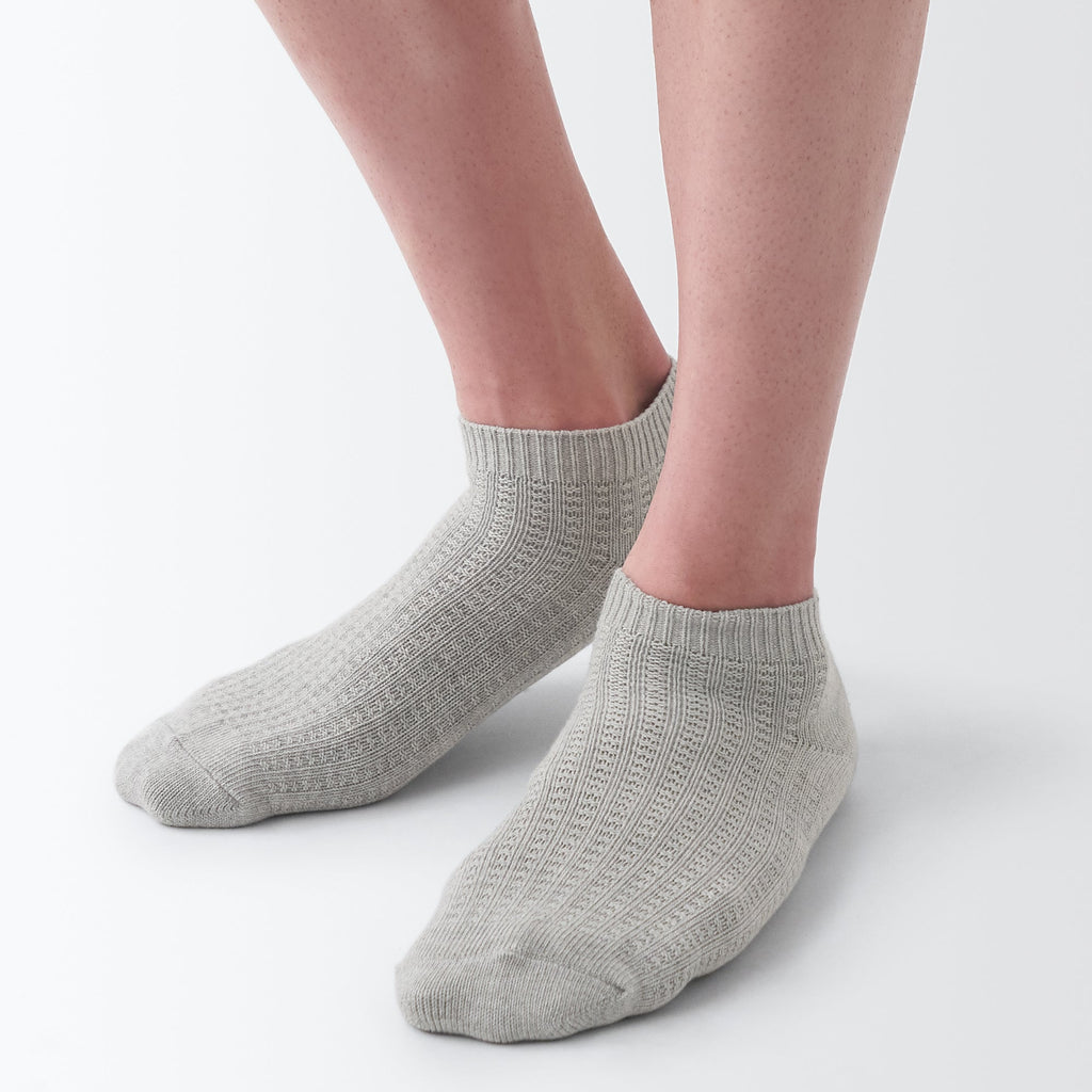Right Angle Waffle Sneaker Socks