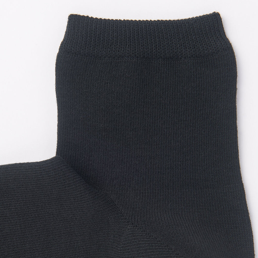 Right Angle Loose Top Short Socks