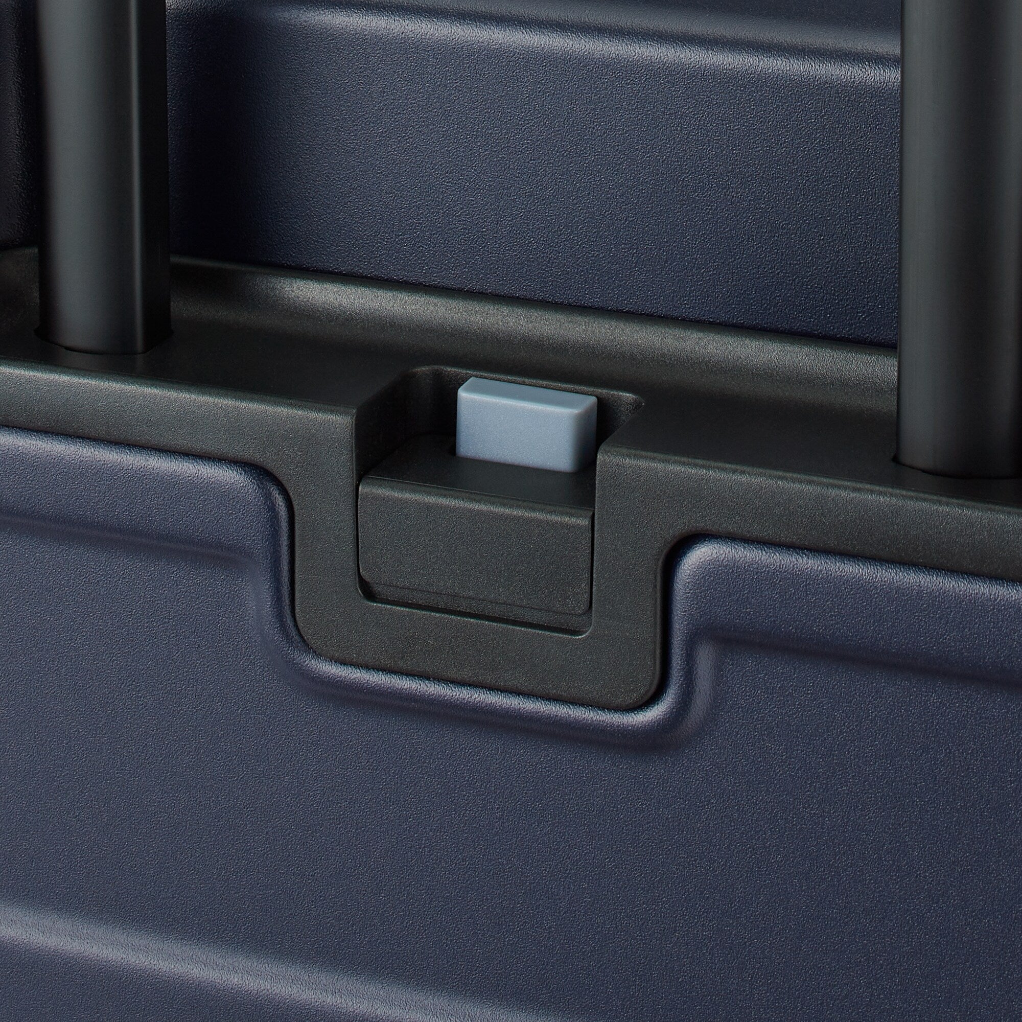Adjustable Handle Hard Shell Suitcase 105L | Check-In