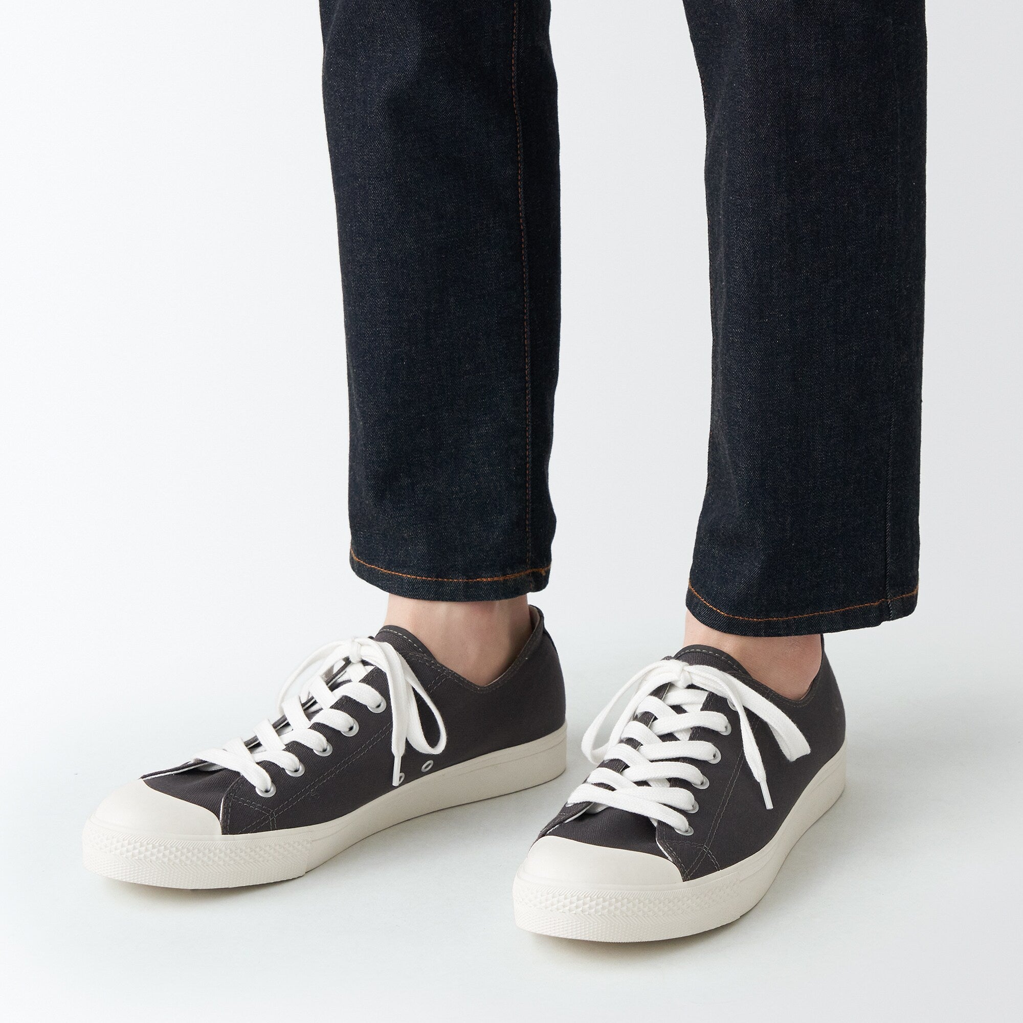Less Tiring Sneakers Charcoal Grey