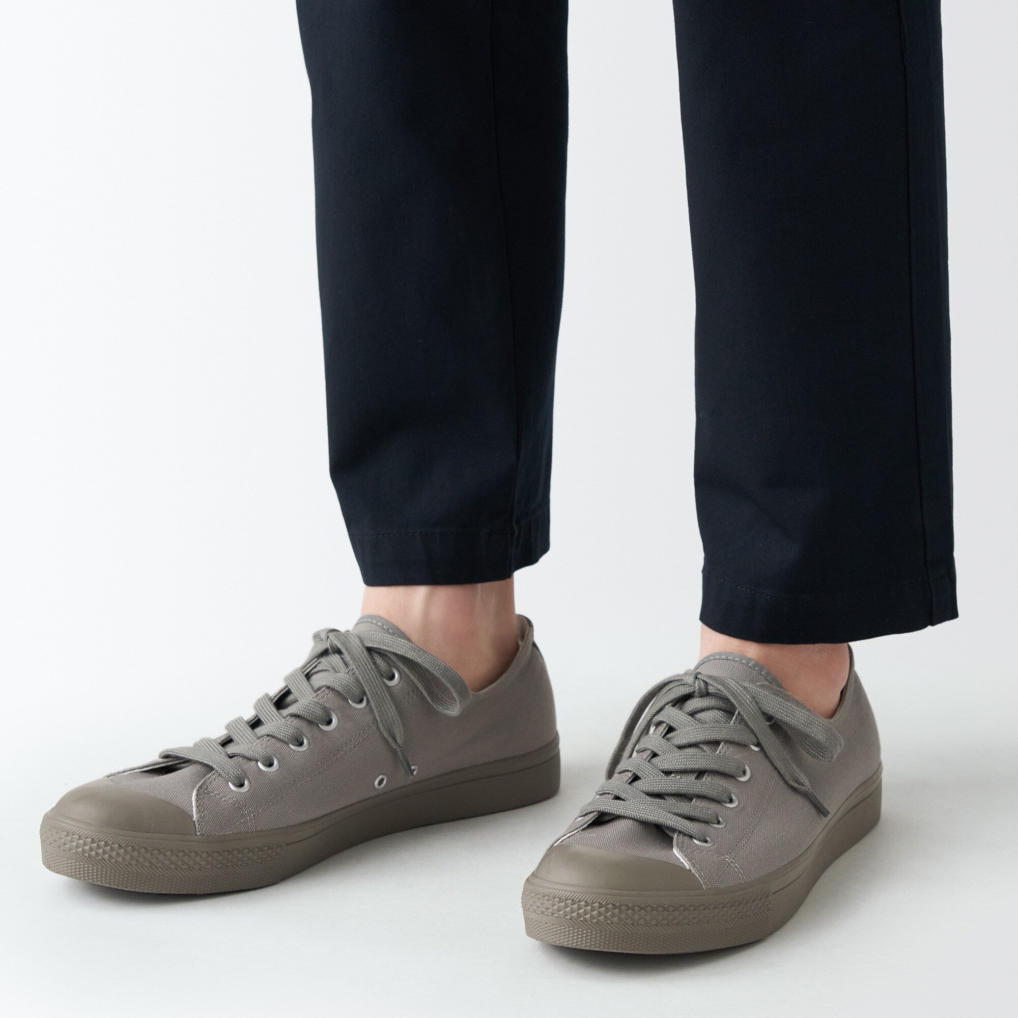 Less Tiring Sneakers Gray Pattern