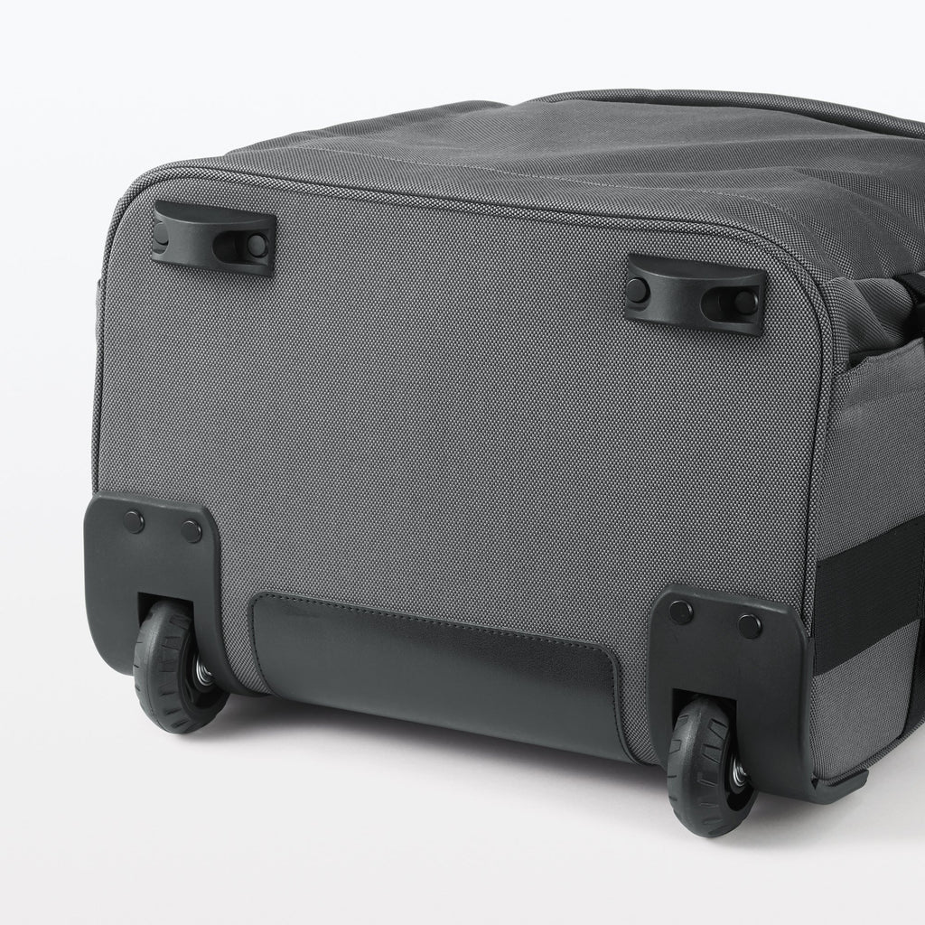 Soft Shell Suitcase 40L | Carry-On