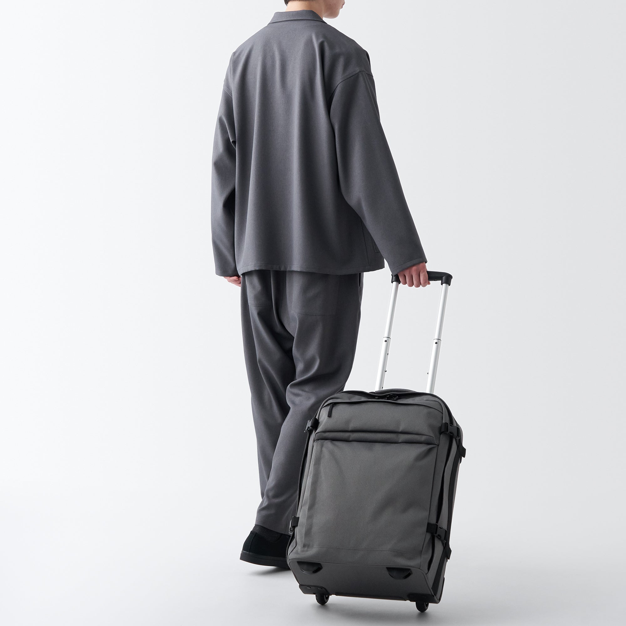 Soft Shell Suitcase 40L | Carry-On
