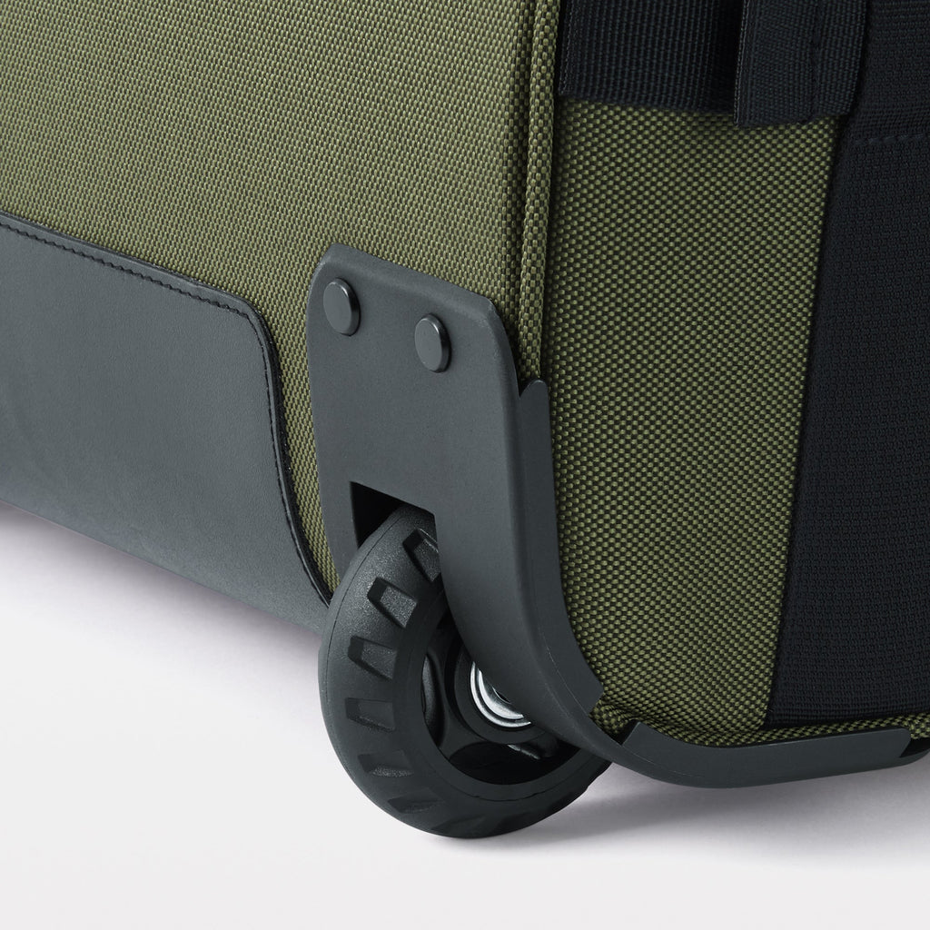 Soft Shell Suitcase 40L | Carry-On