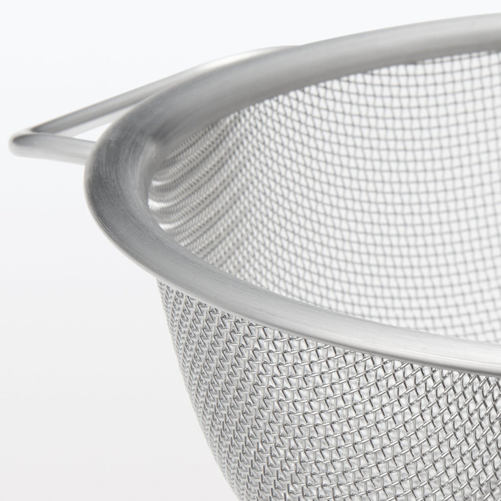 Stainless Steel Strainer With Handle