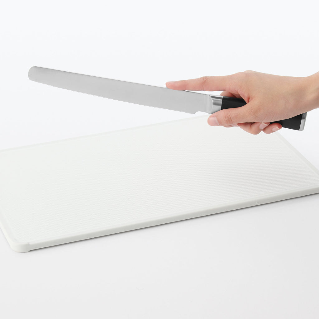 Bread Knife