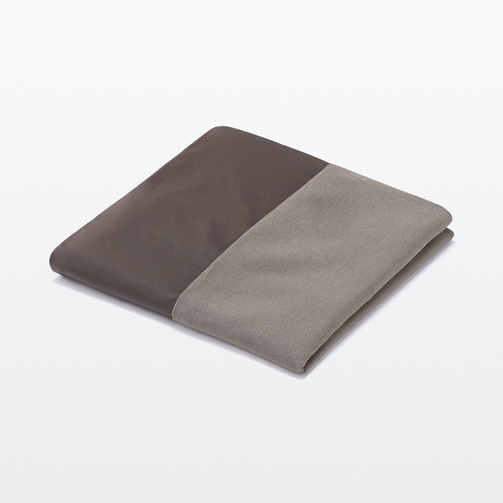 Polyester Plain Weave Cover For Body Fit Cushion Cushion Sold Separately