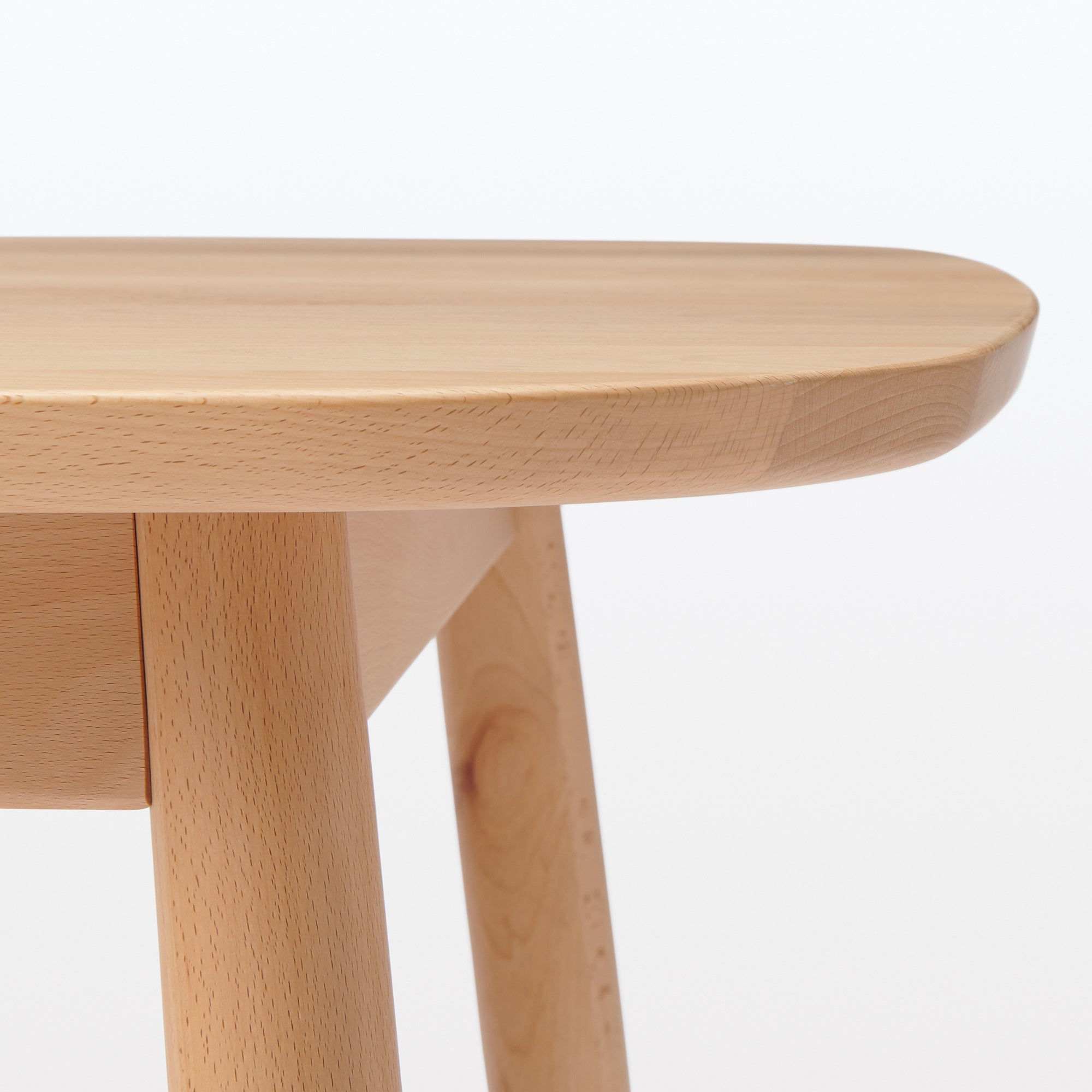 [HD] Beech Wood Table with Round Legs - W 59.1