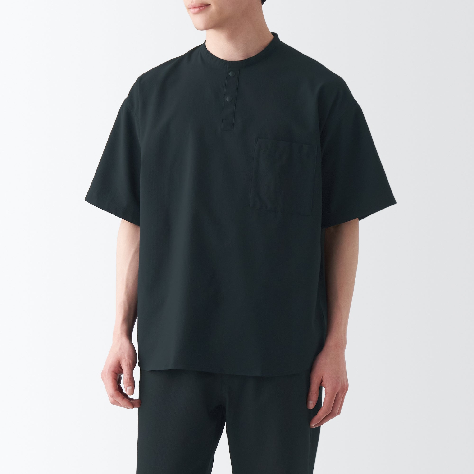 Men's Seersucker Henry Neck Woven T-Shirt