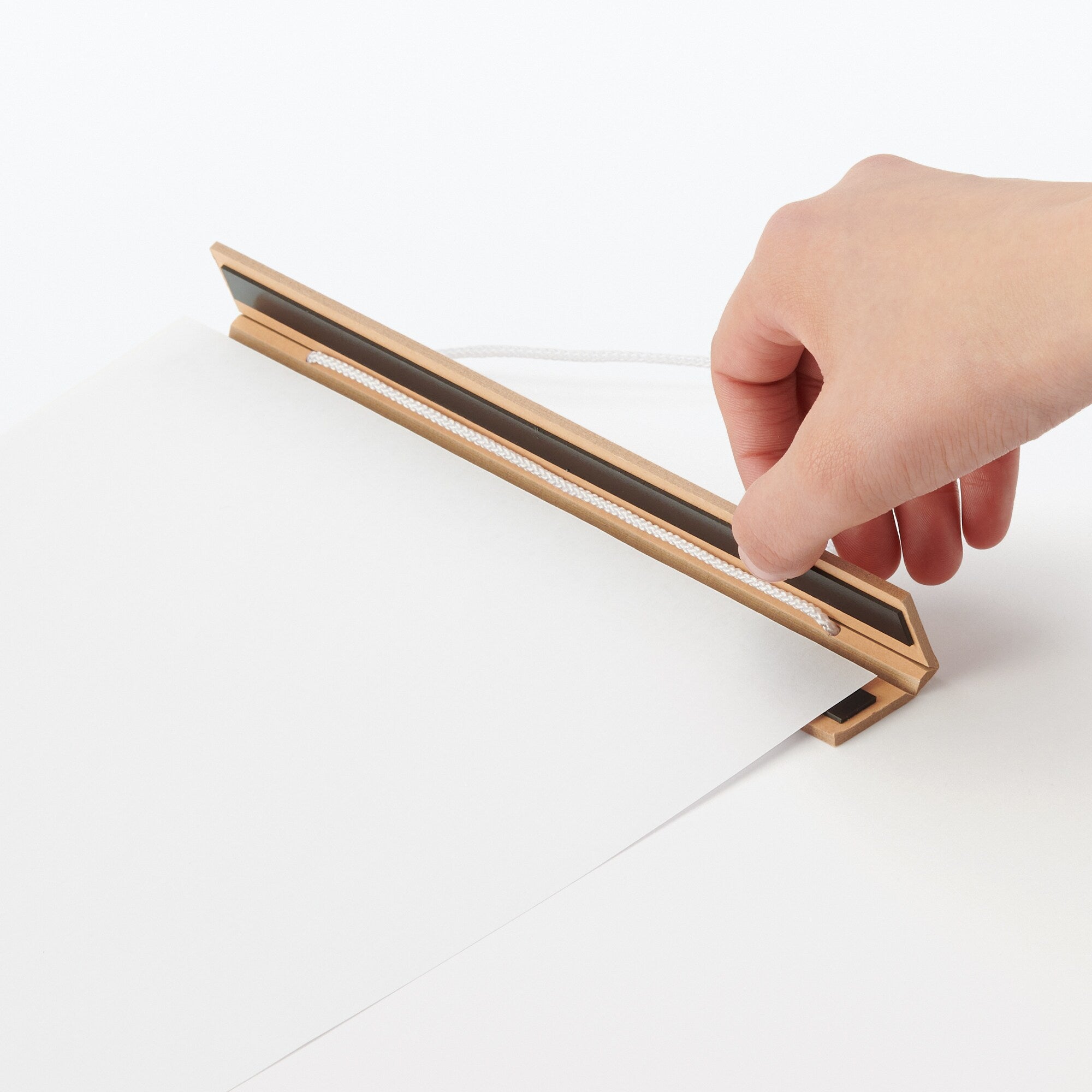 Poster Magnetic Hanger - 8.3