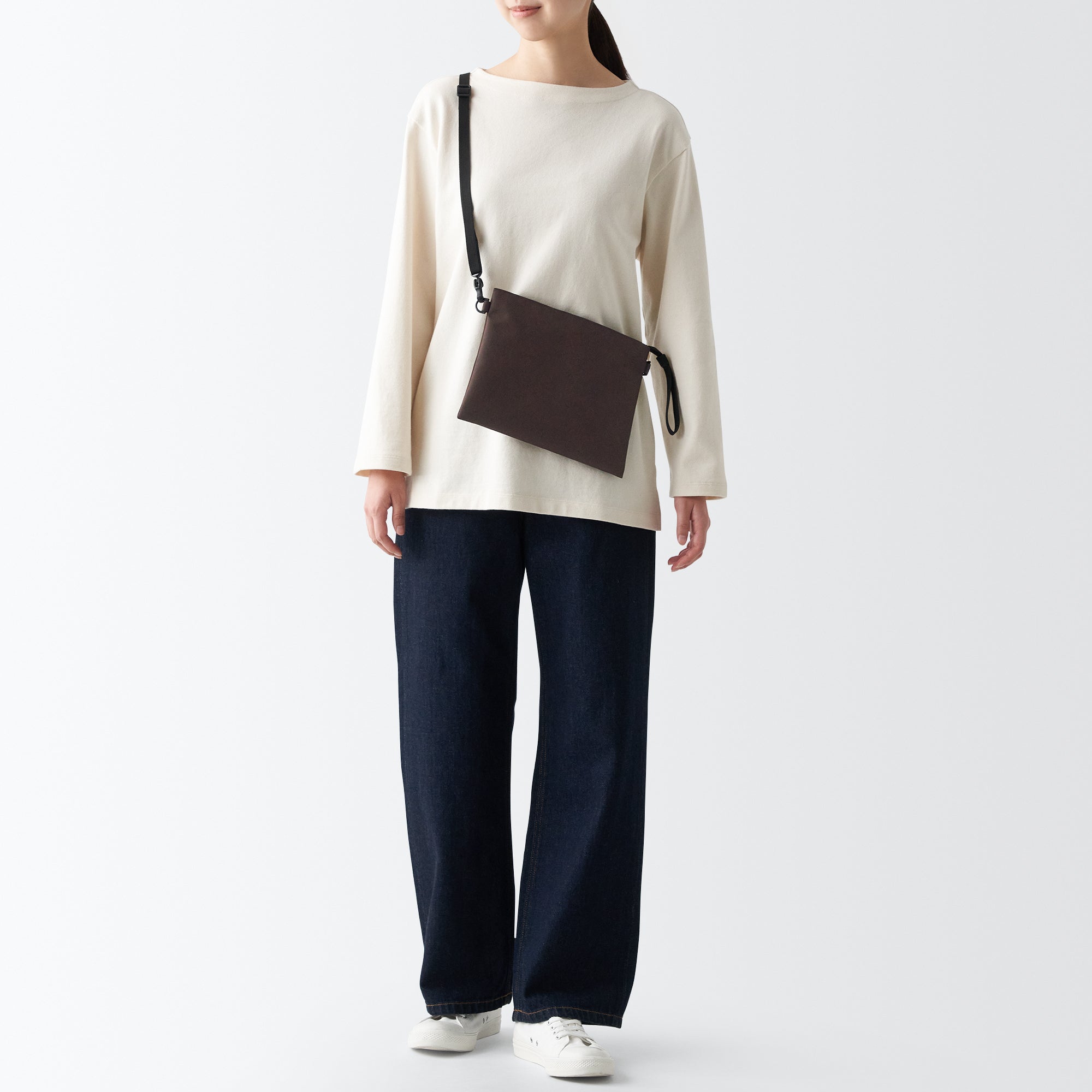 2-Way Water Repellent Sacoche / Crossbody Bag
