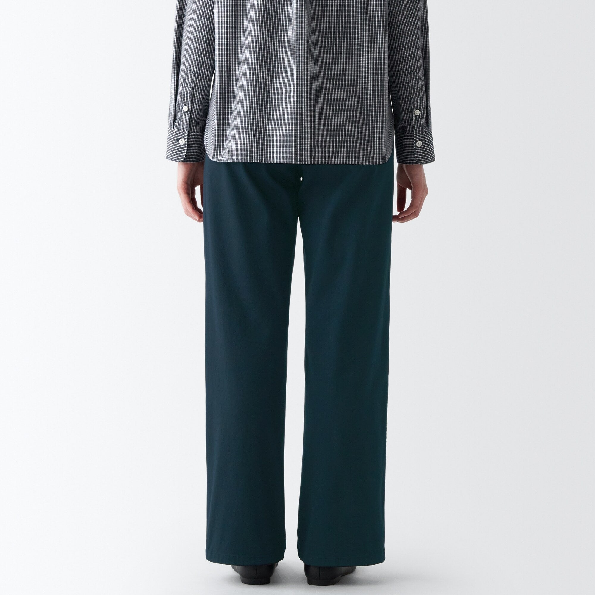 Women's 4-Way Stretch Chino Wide Straight Pants (L 32inch / 80cm)