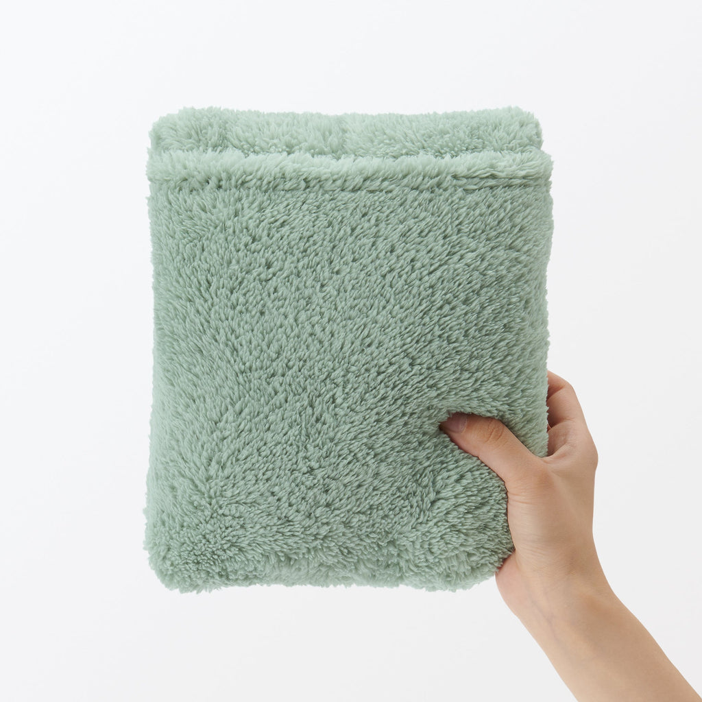 Recycled Polyester Boa Pocketable Stole