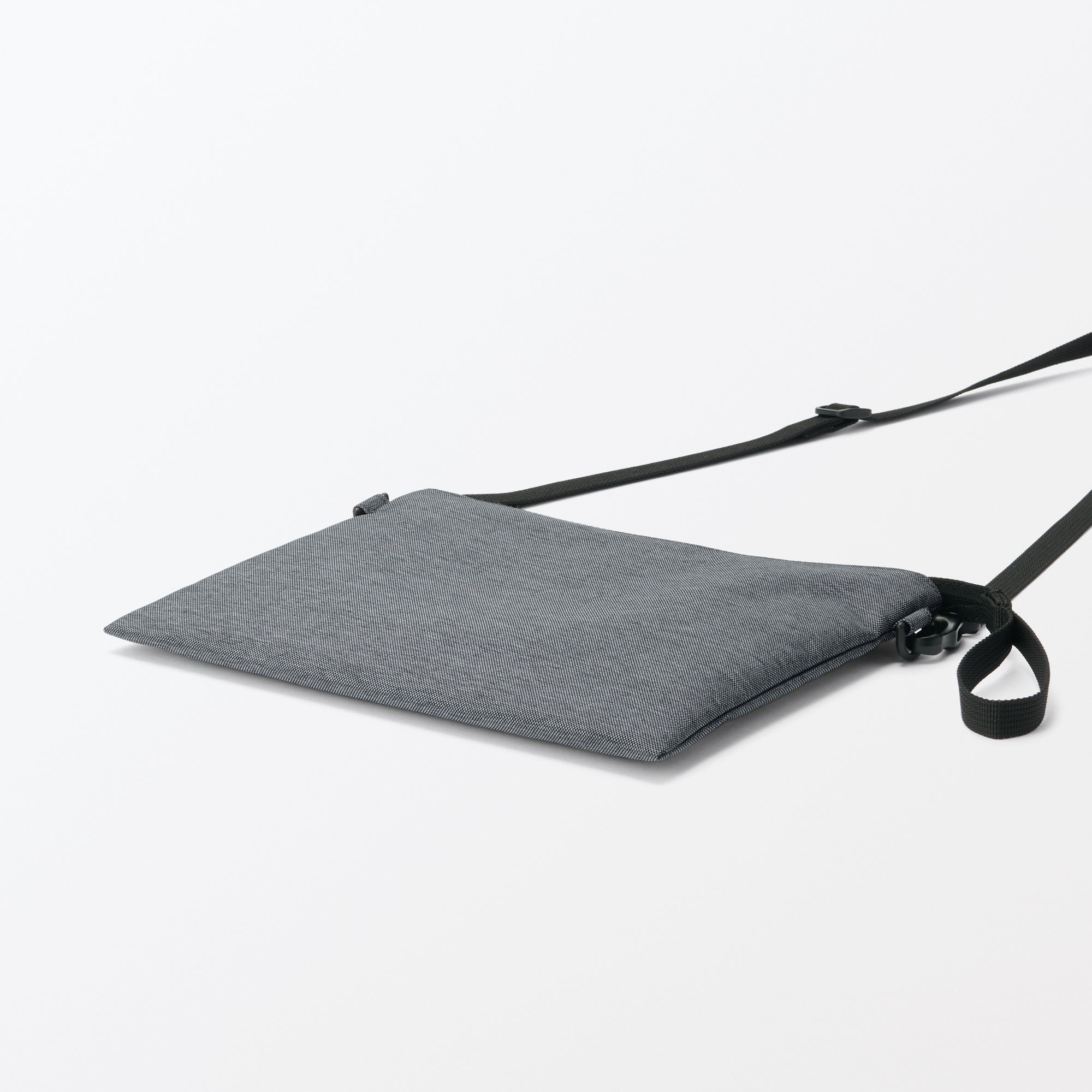 2-Way Water Repellent Sacoche / Crossbody Bag
