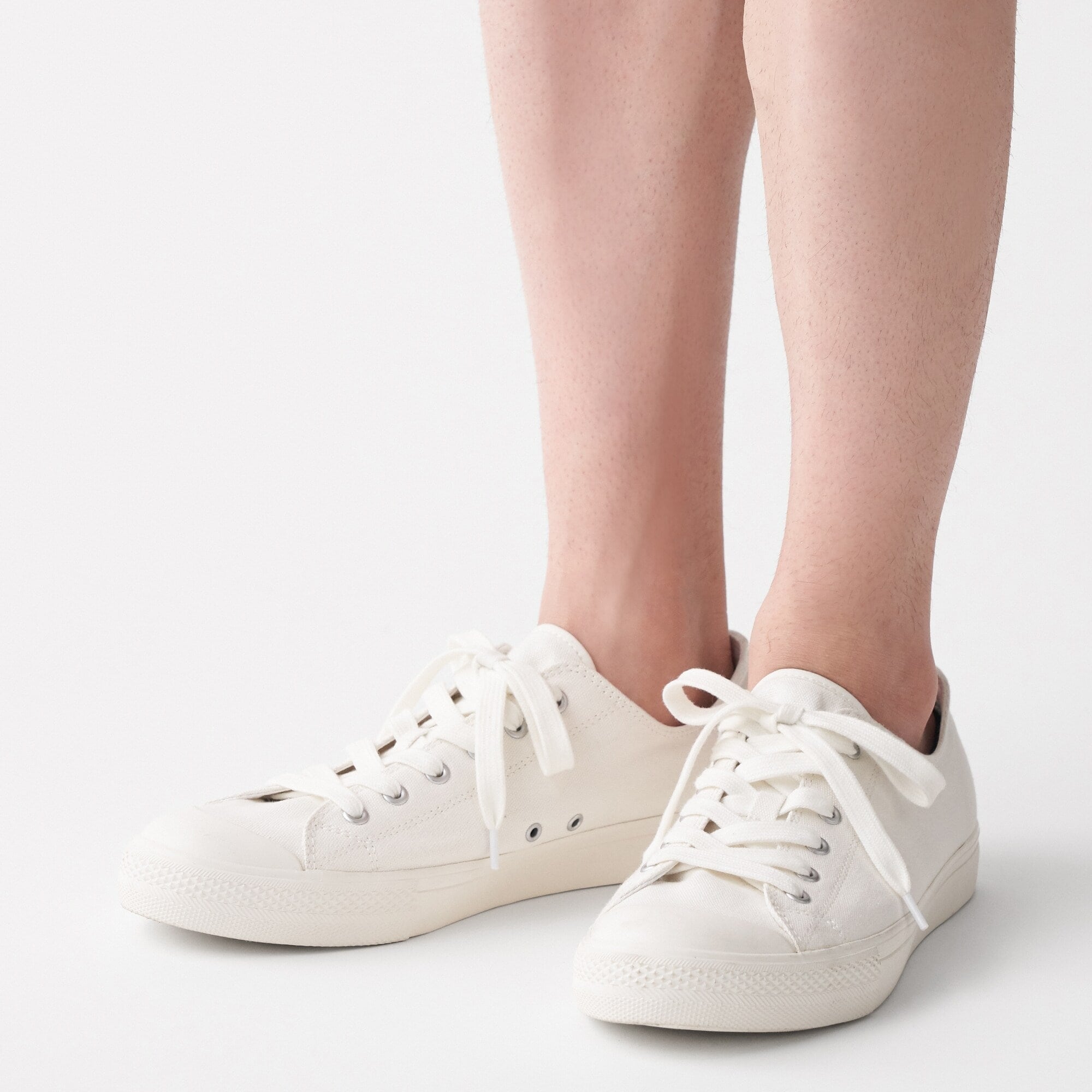 Thin No Show Socks with Heel Grips 25-29cm