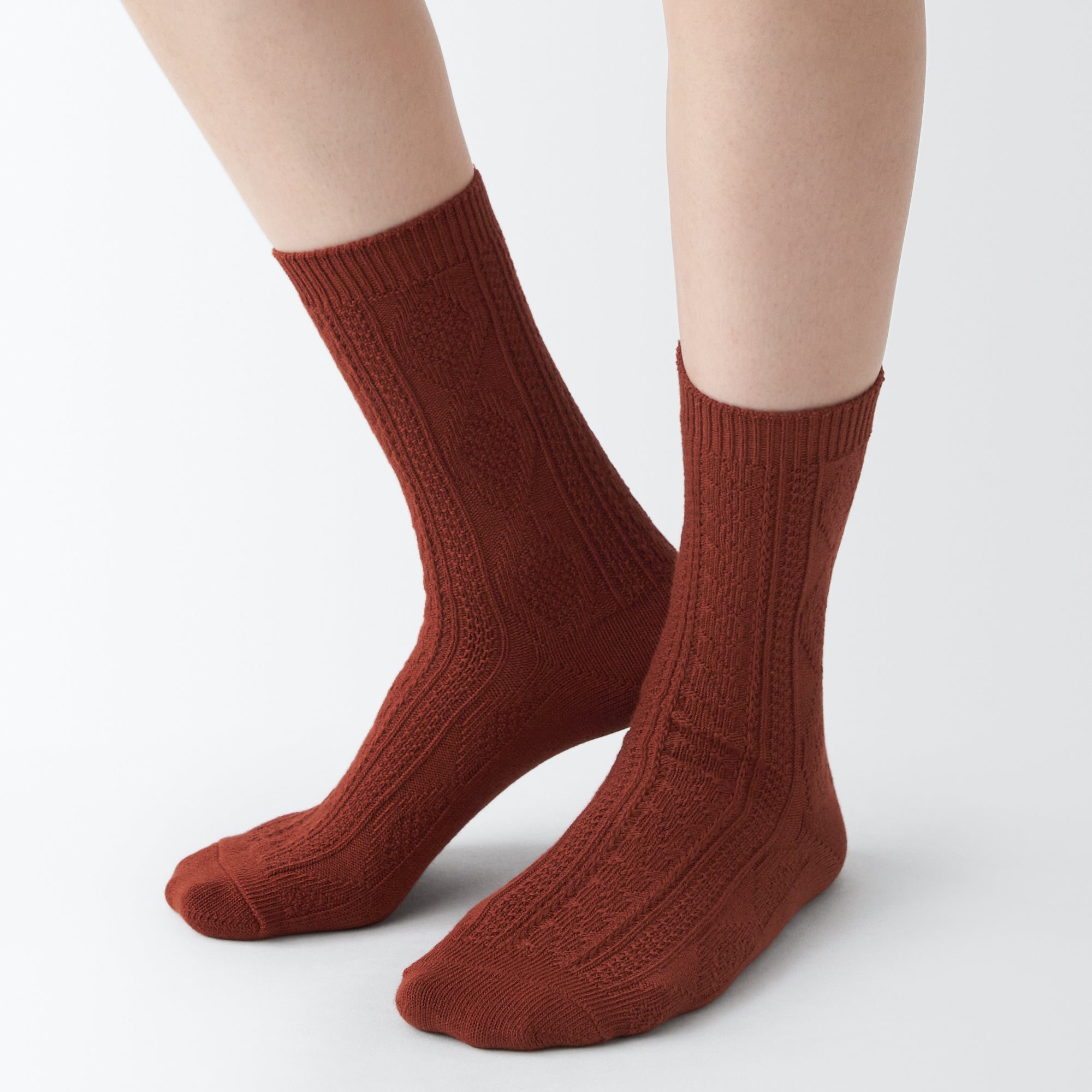 Right Angle Loose Top Socks