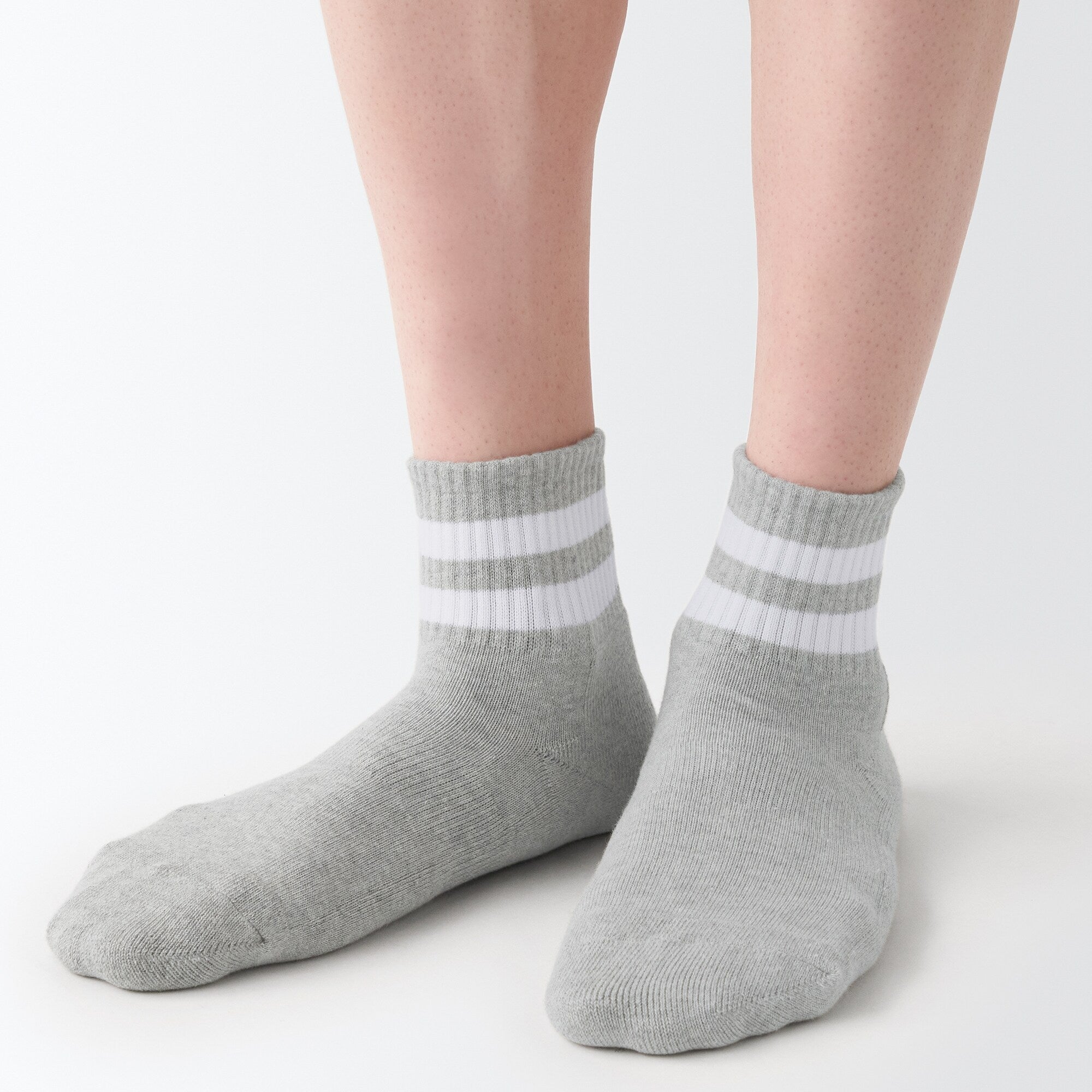 Right Angle Pile Short Socks - Stripe