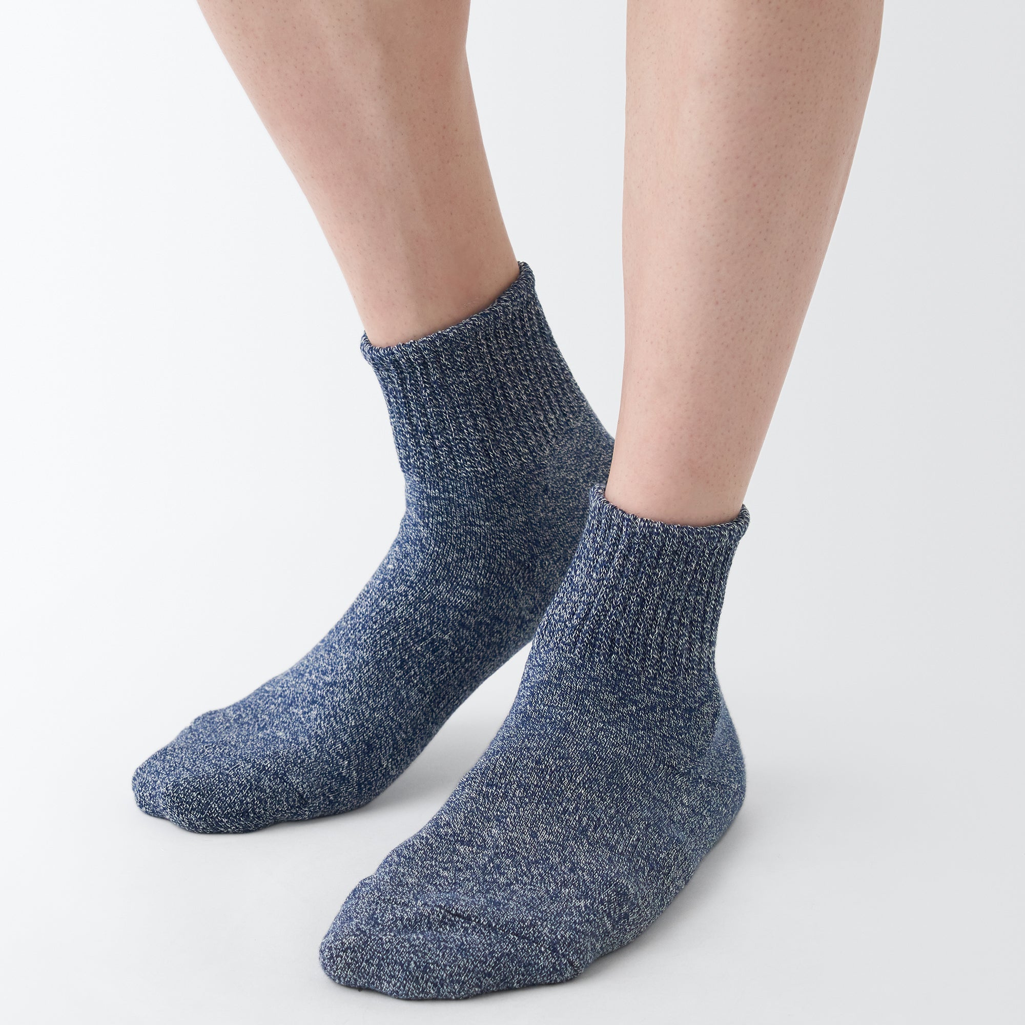 Right Angle Pile Short Socks