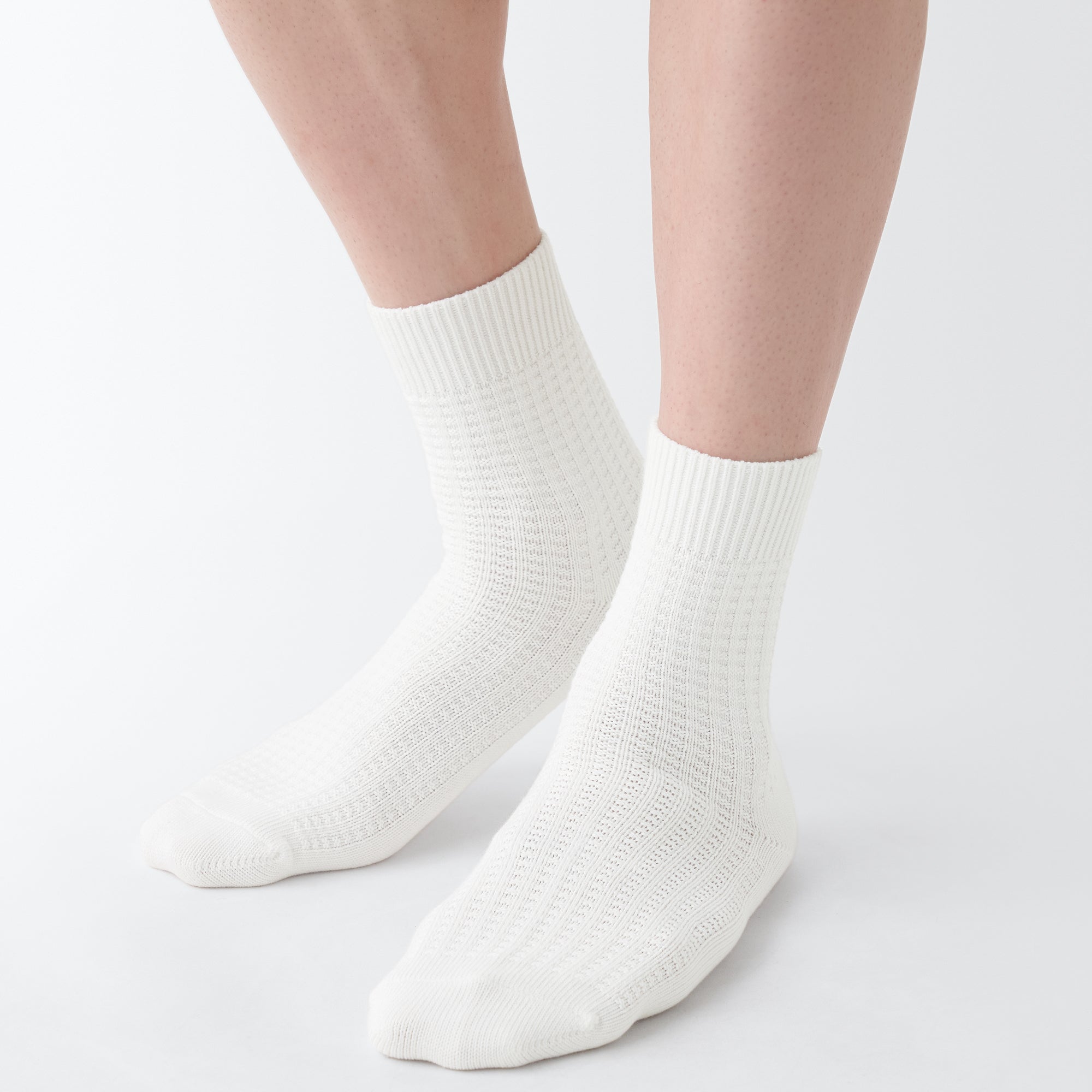 Right Angle Waffle Short Socks