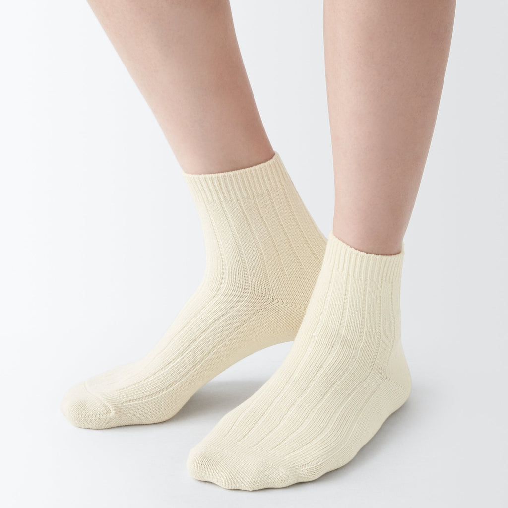 Right Angle Adjustable Ribbed Socks
