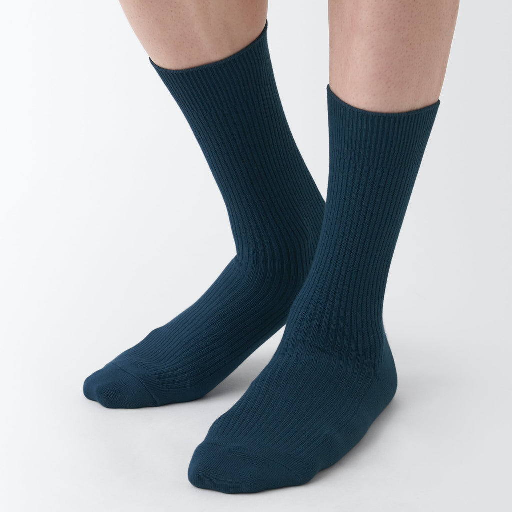 Right Angle Ribbed Socks