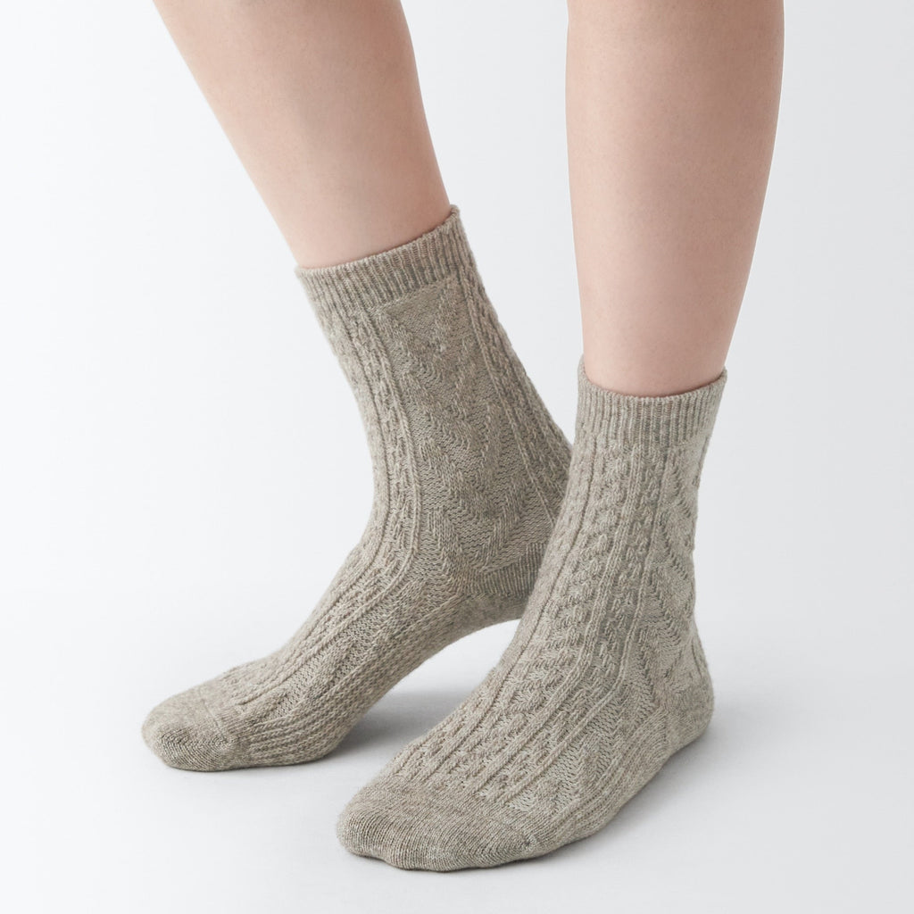 Right Angle Loose Top Socks