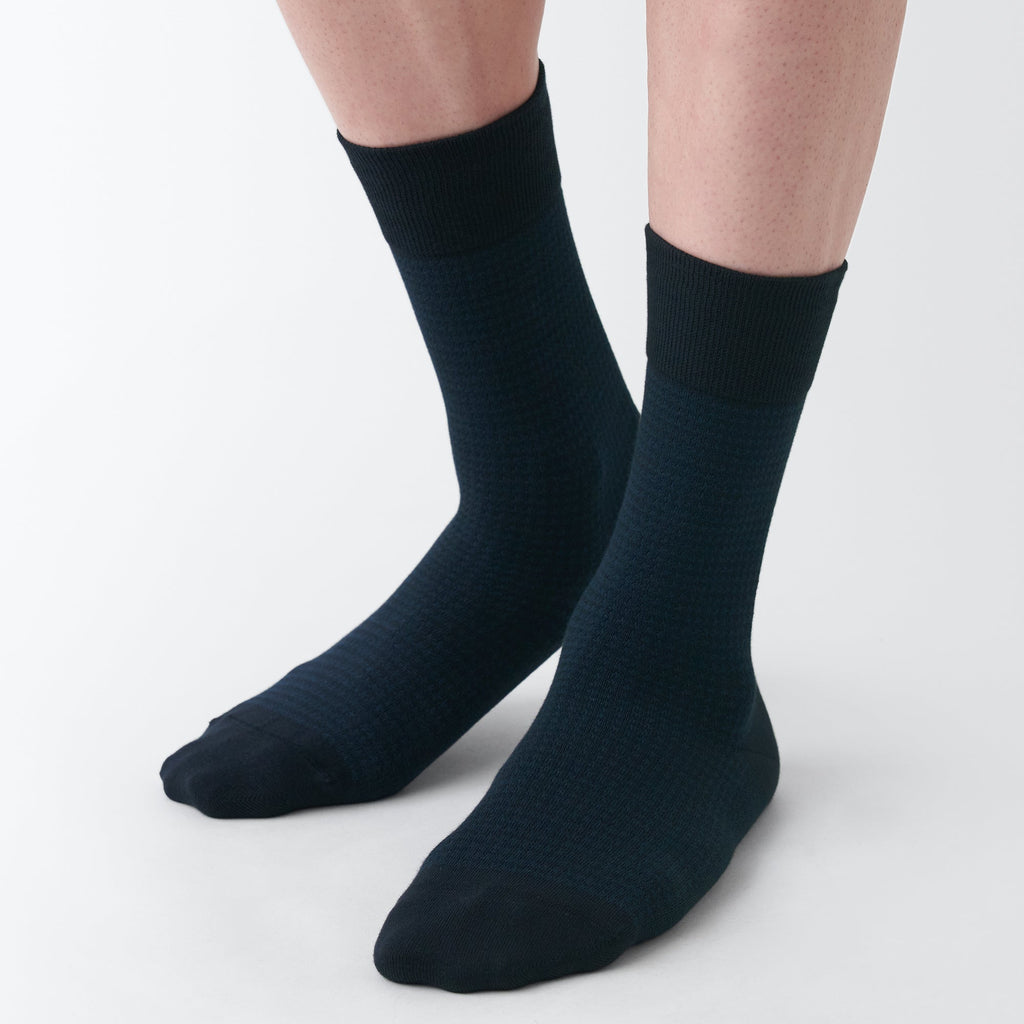 Right Angle Socks - Houndstooth Pattern