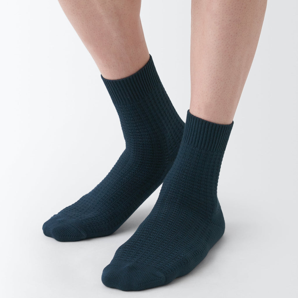 Right Angle Waffle Short Socks