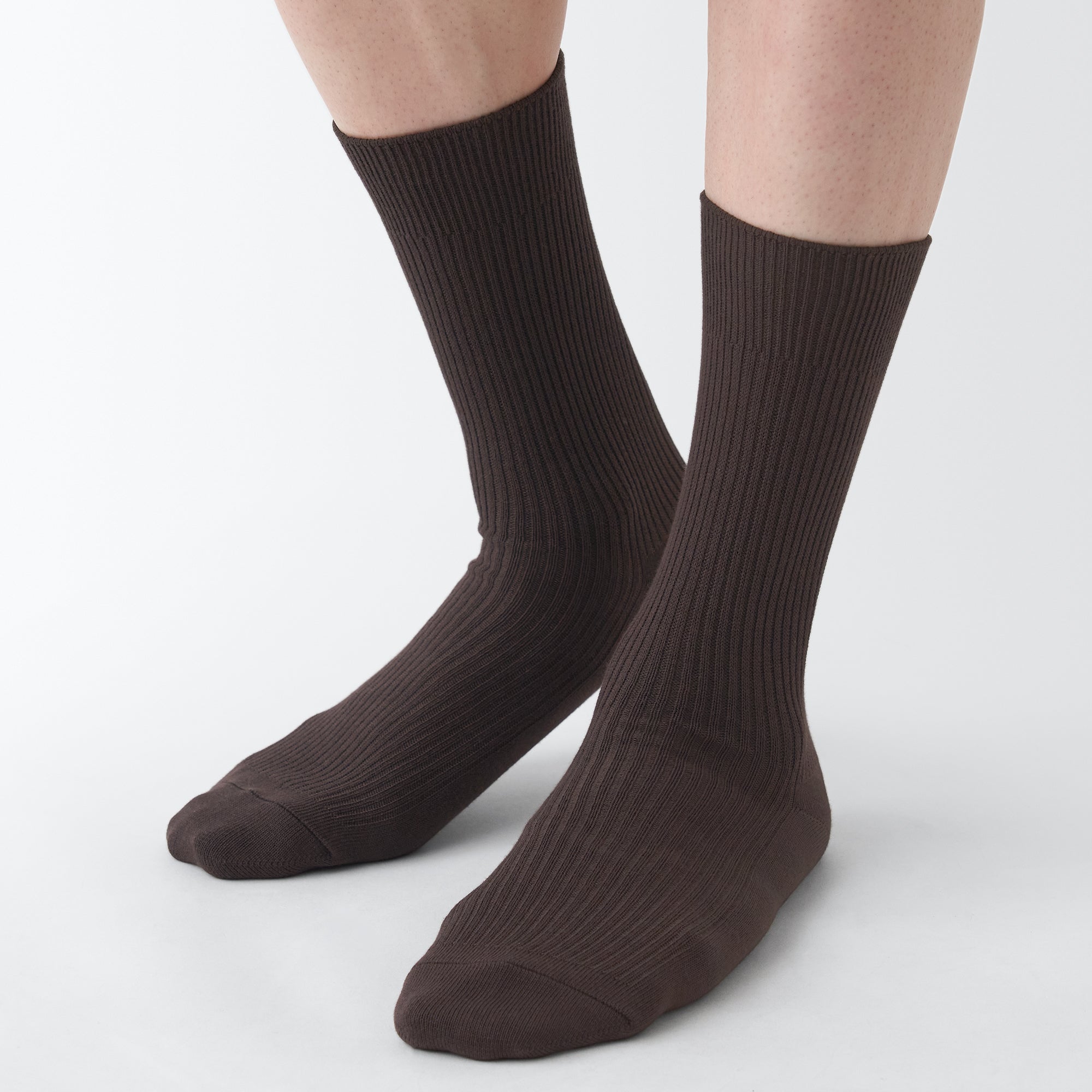 Right Angle Ribbed Socks