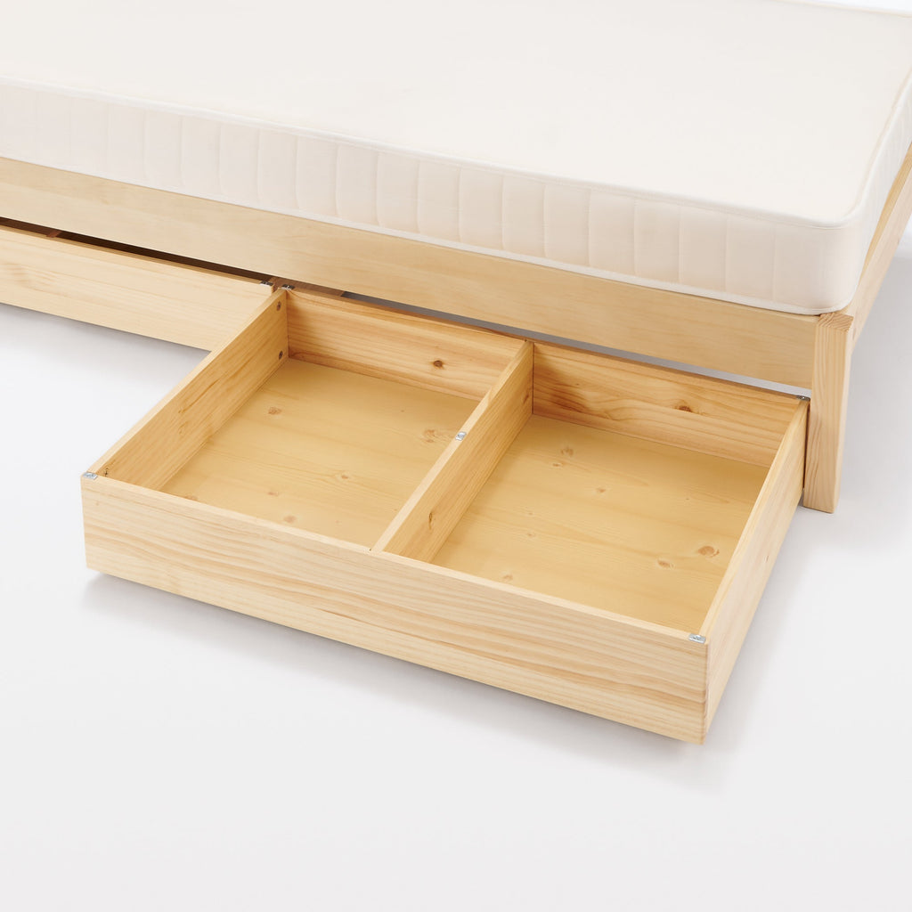 [HD] Pine Wooden Bed - Single