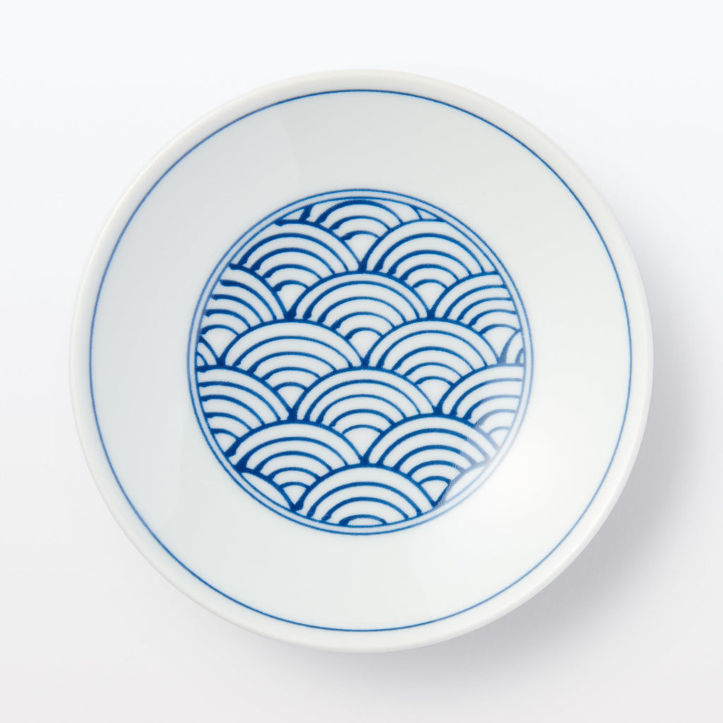 Hasami Ware Small Plate - Wave Pattern