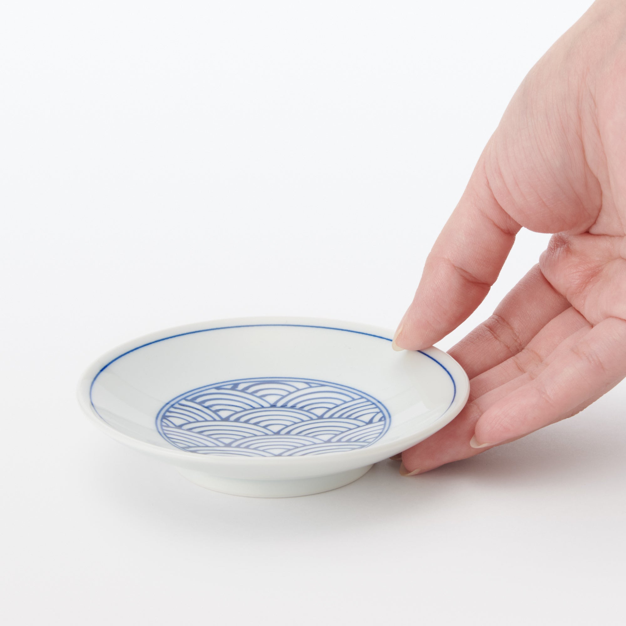 Hasami Ware Small Plate - Wave Pattern