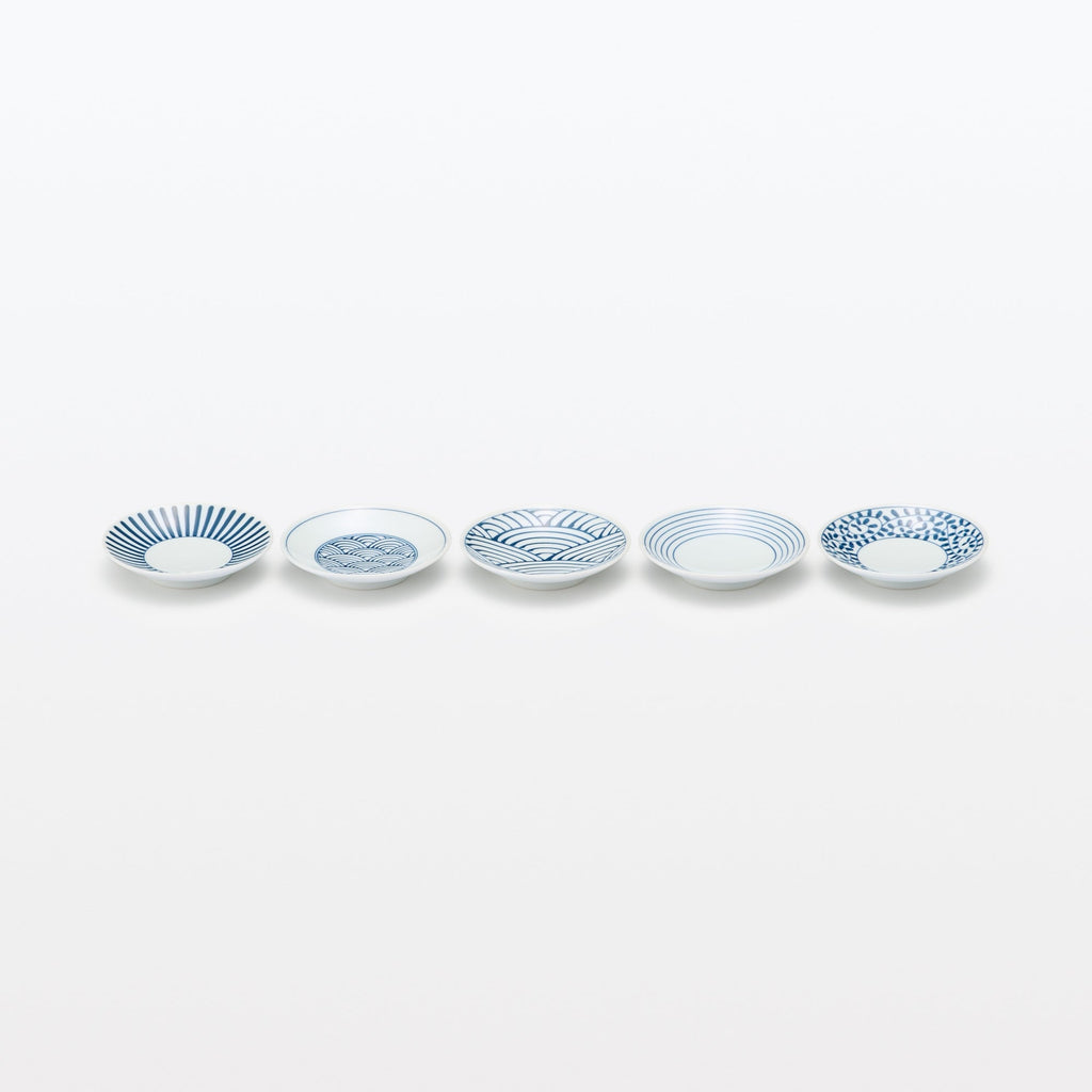 Hasami Ware Small Plate - Wave Pattern