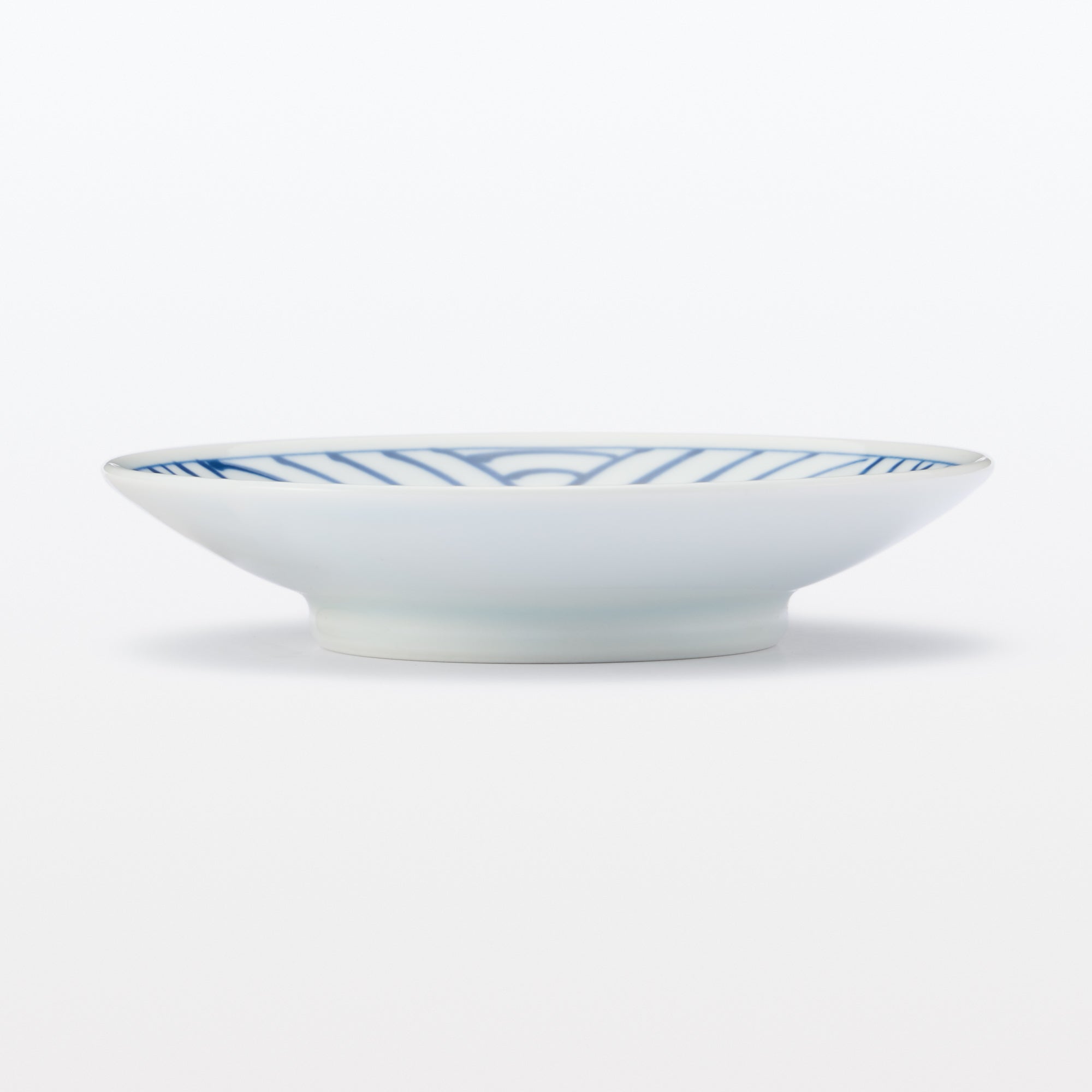 Hasami Ware Small Plate - Large Wave Pattern